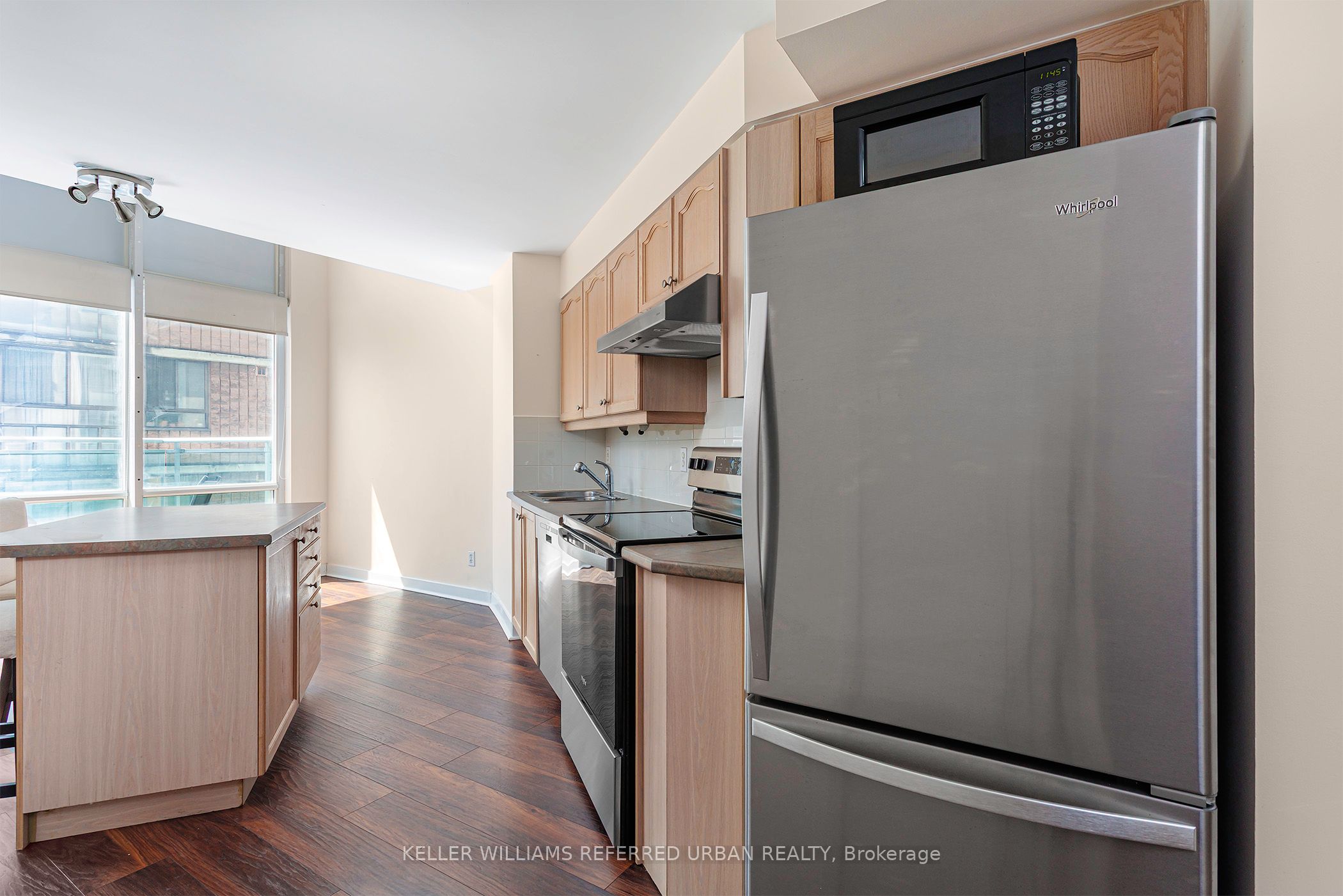 Listing 18253 Image