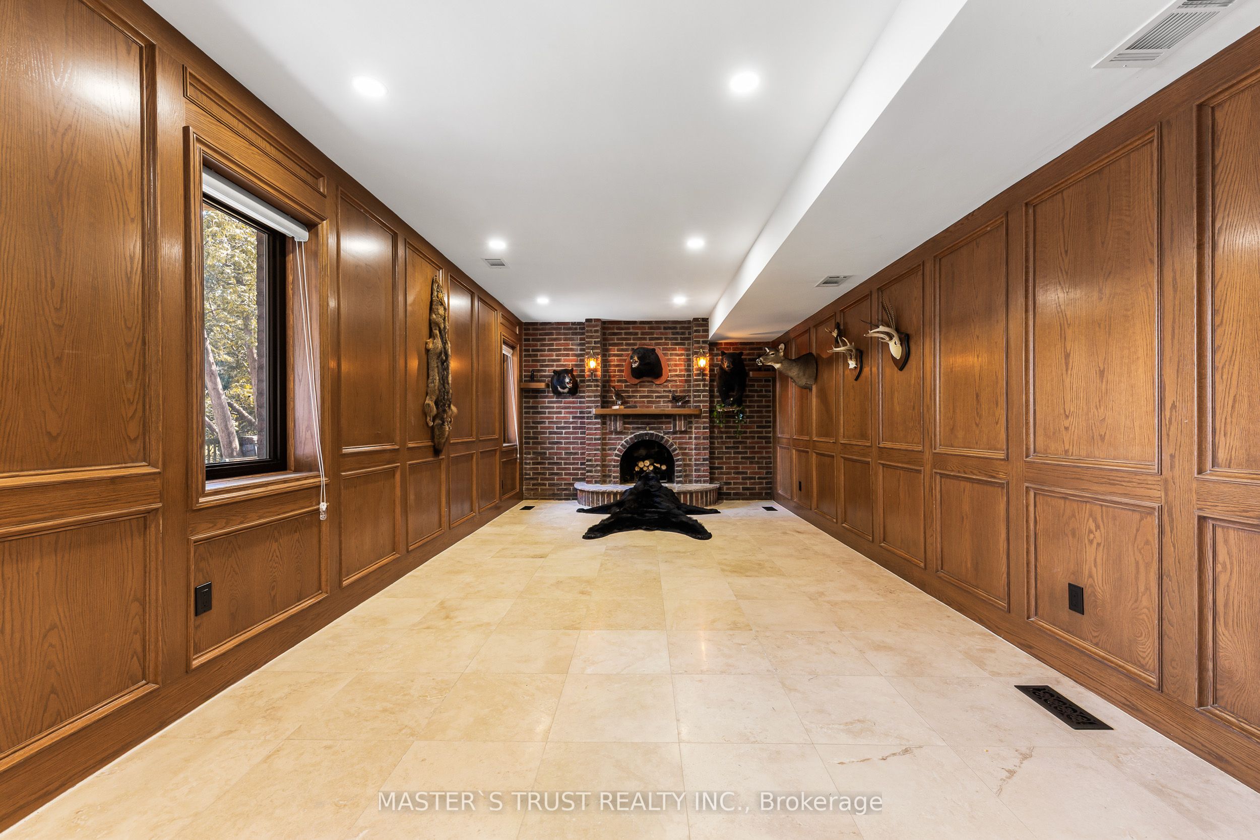 Listing 411 Image