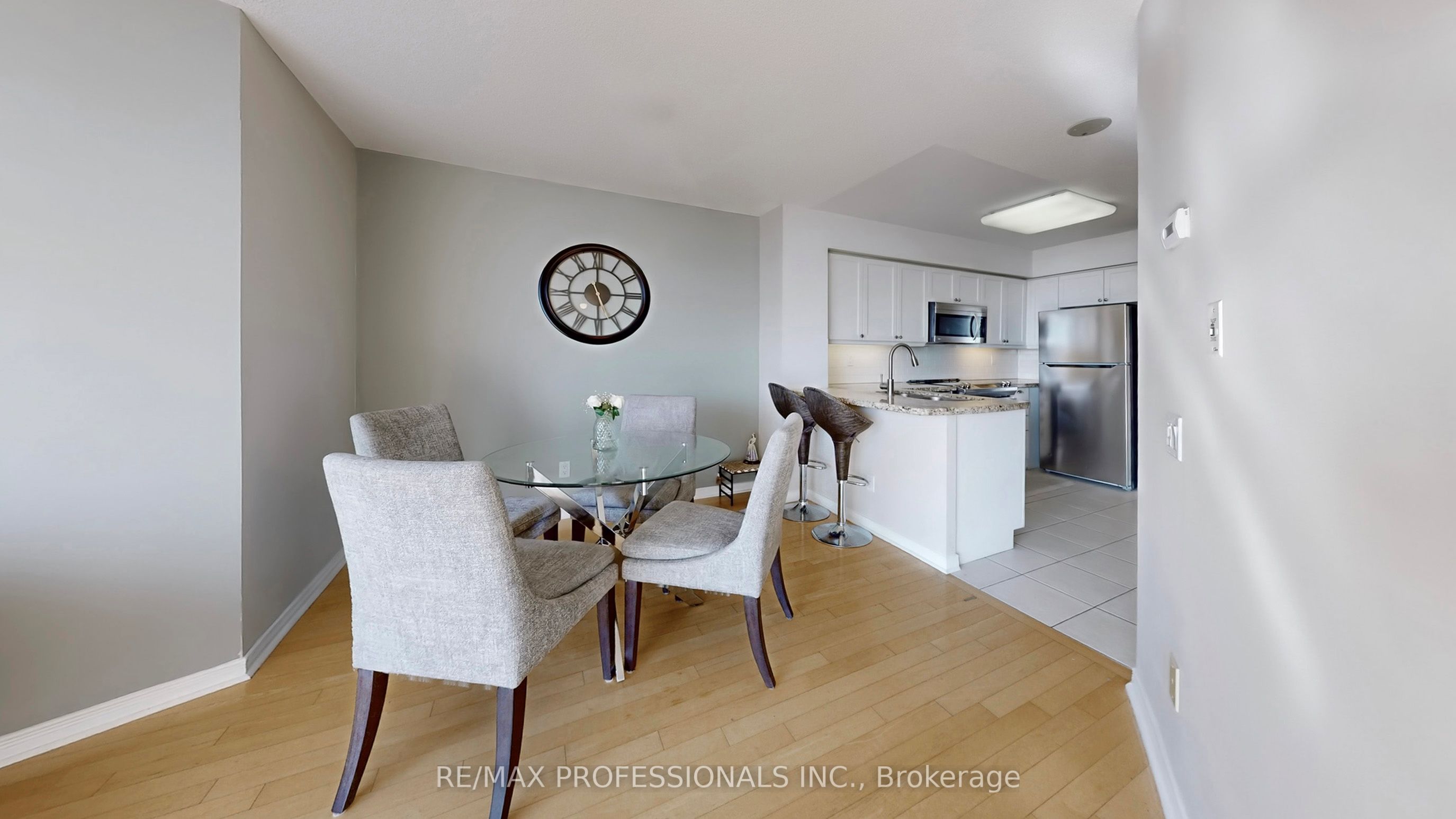 Listing 12540 Image