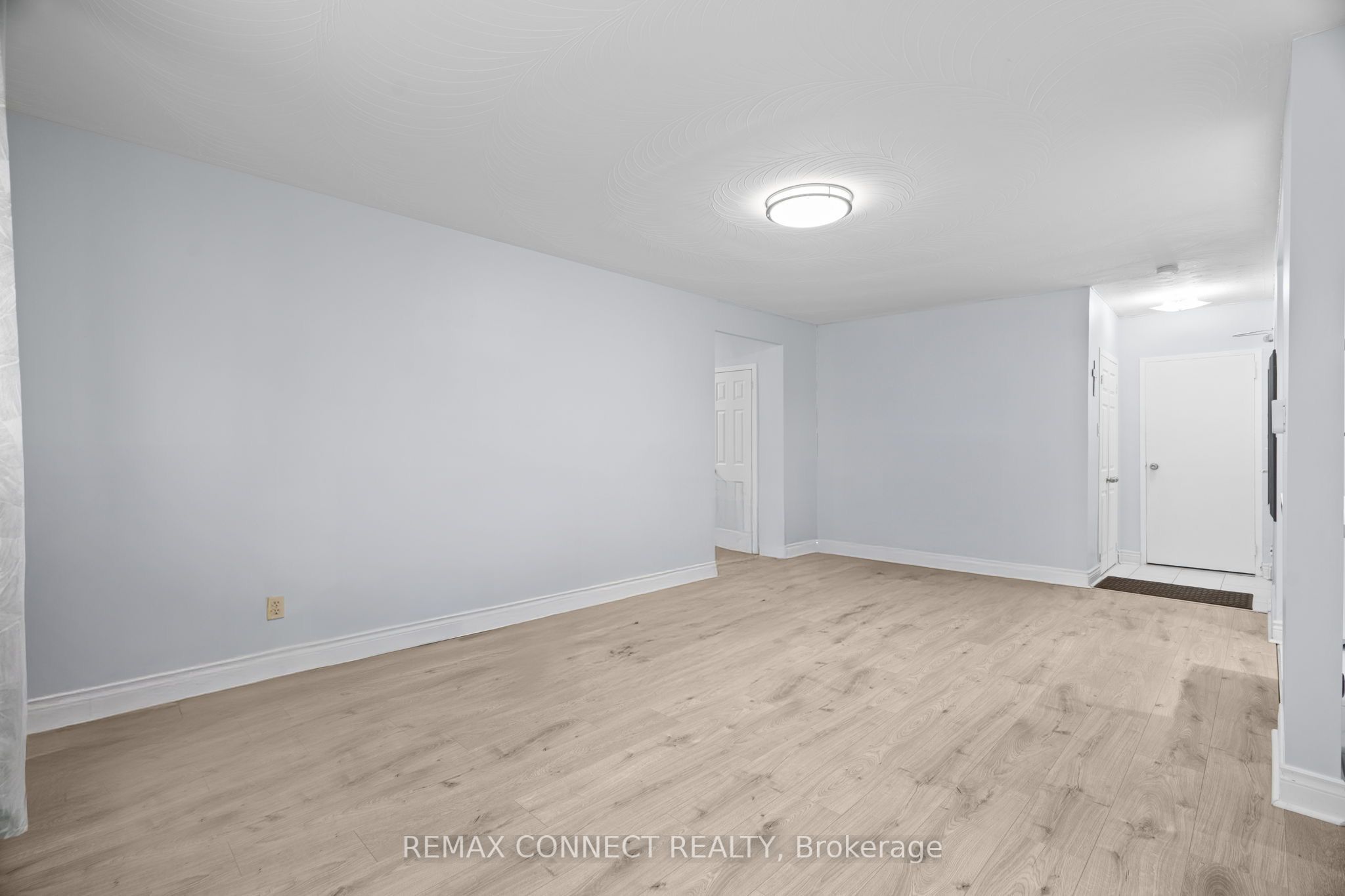 Listing 2060 Image