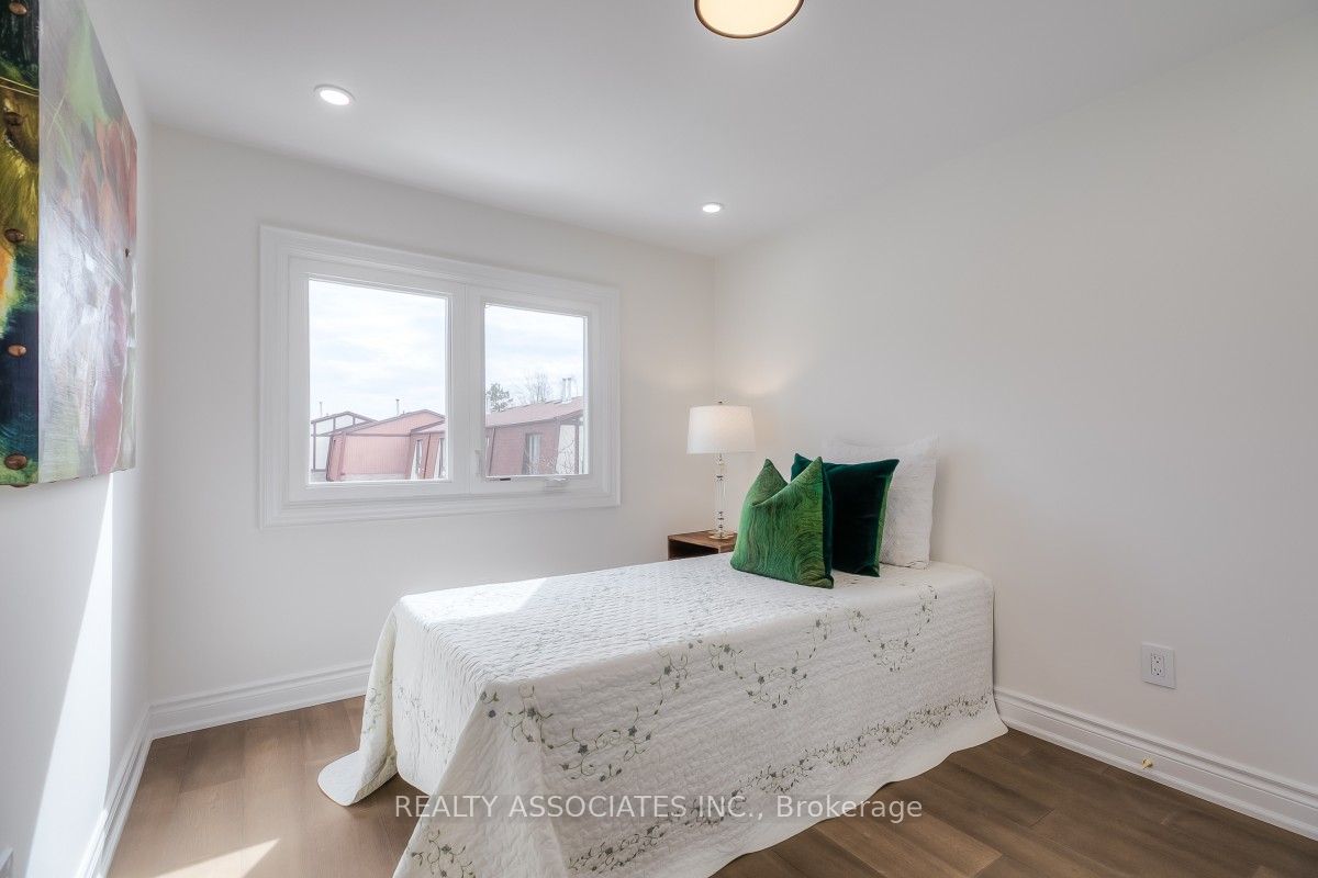 Listing 24633 Image