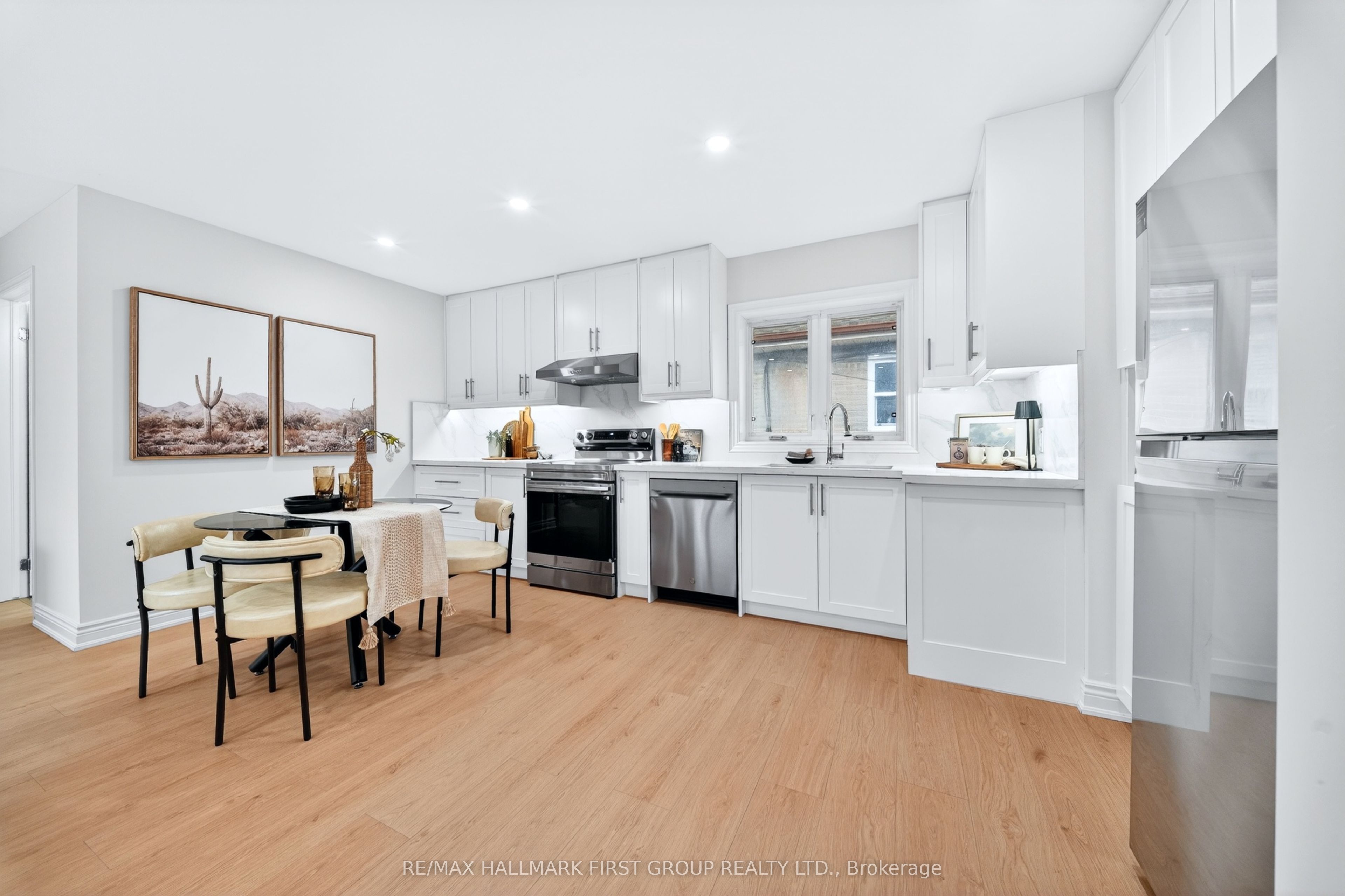 Listing 13704 Image