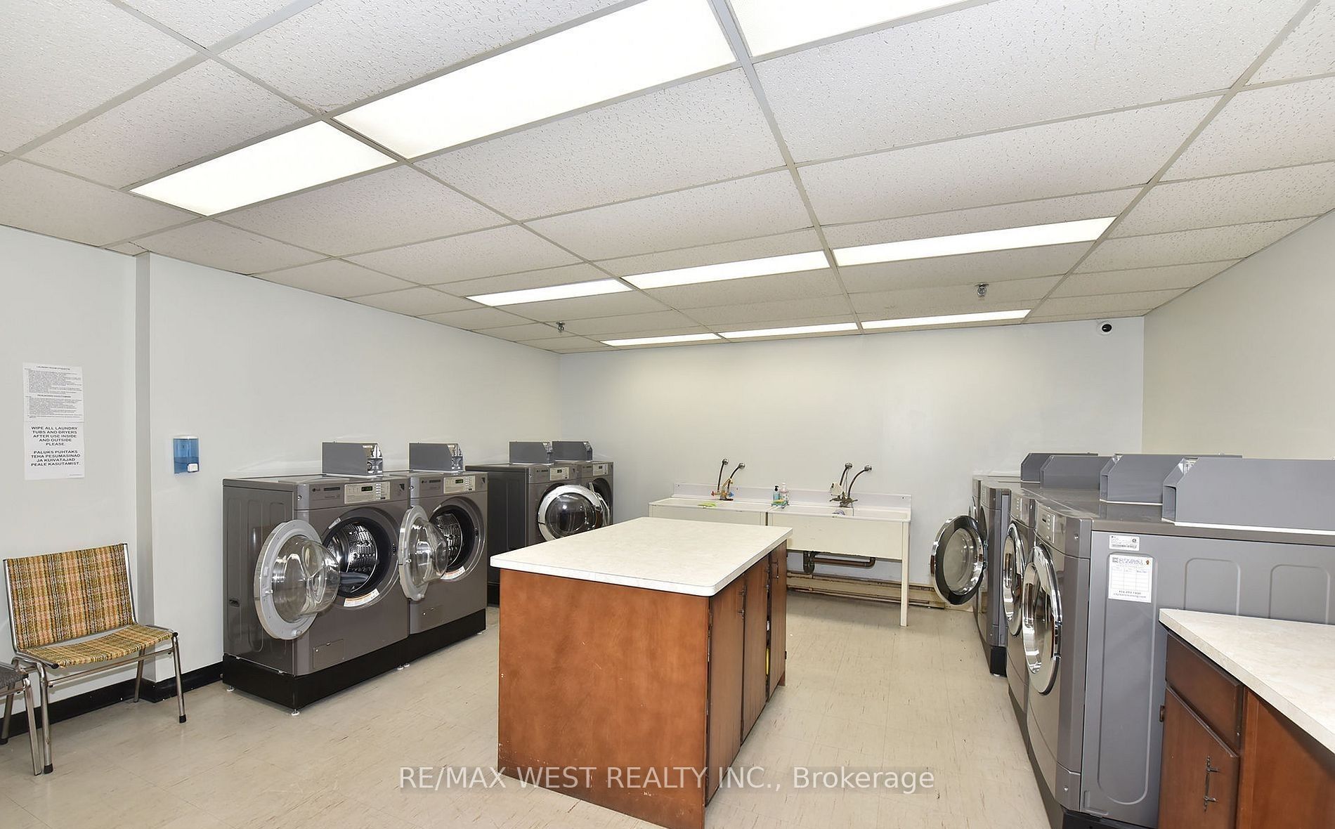 Listing 12490 Image