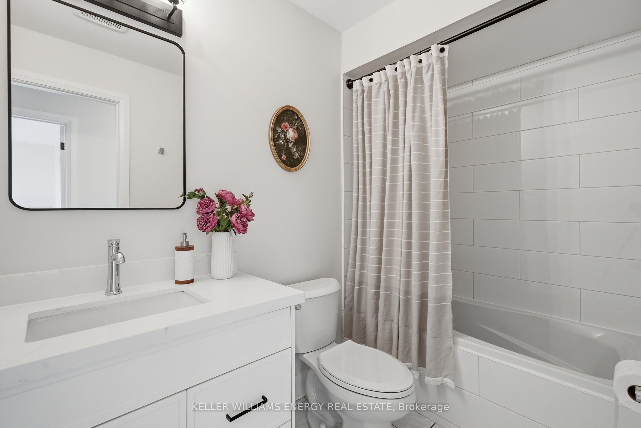 Listing 13105 Image