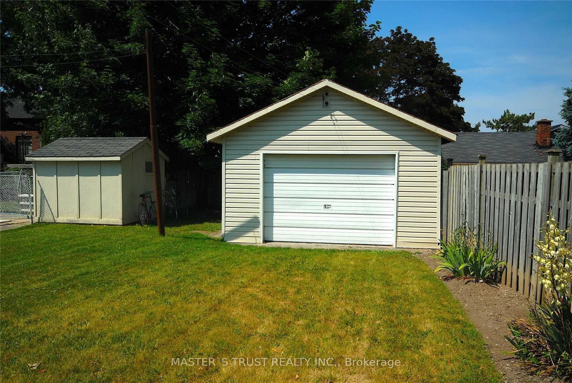 Listing 12008 Image