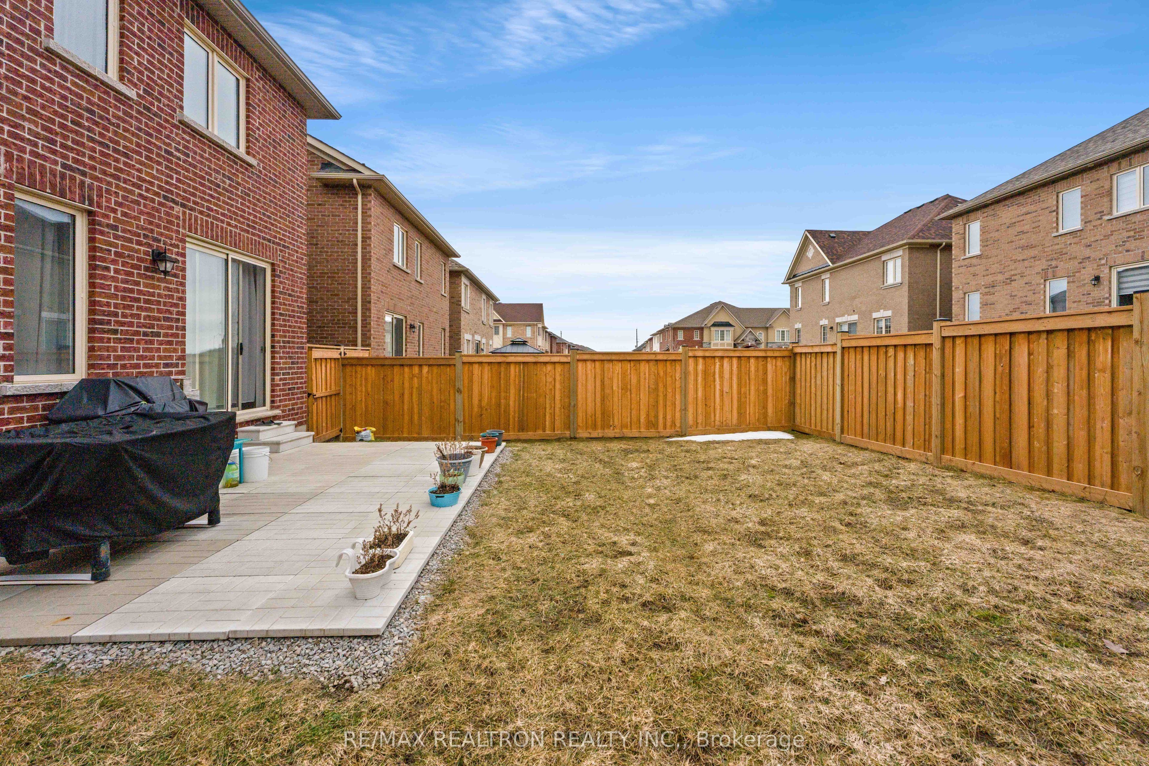 Listing 15041 Image