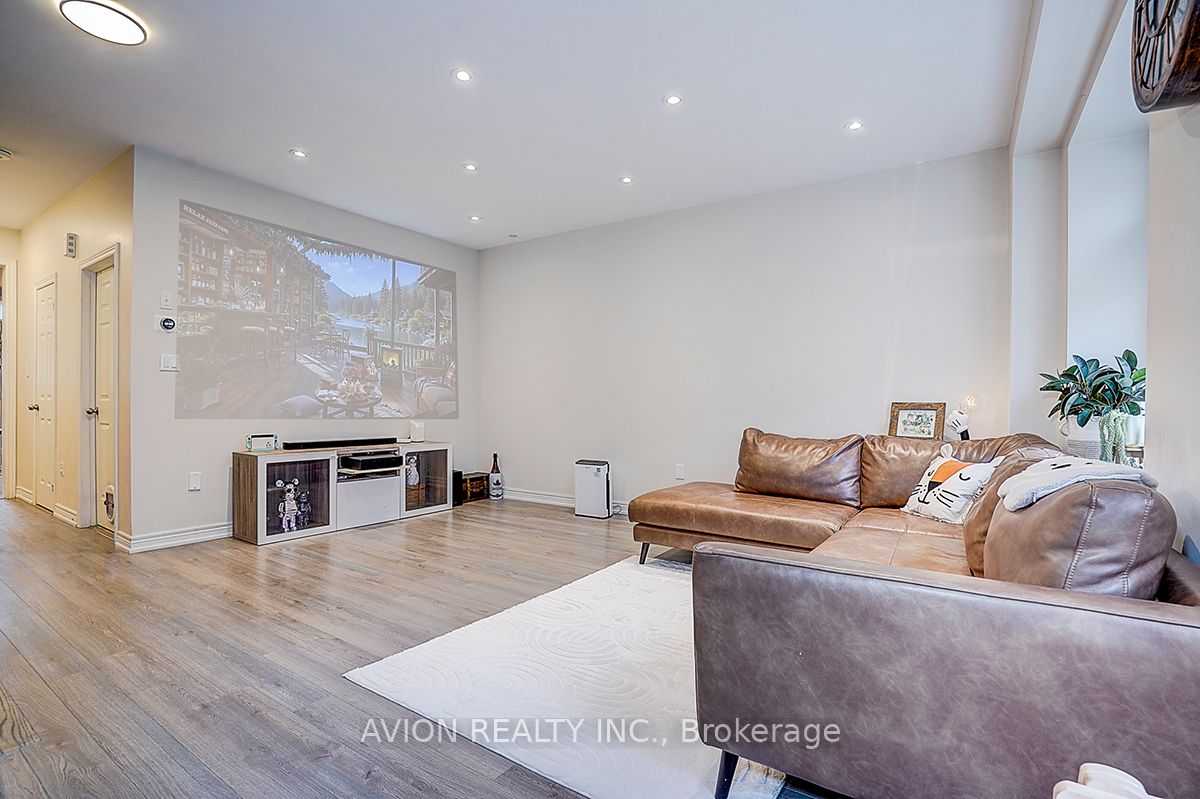 Listing 291 Image