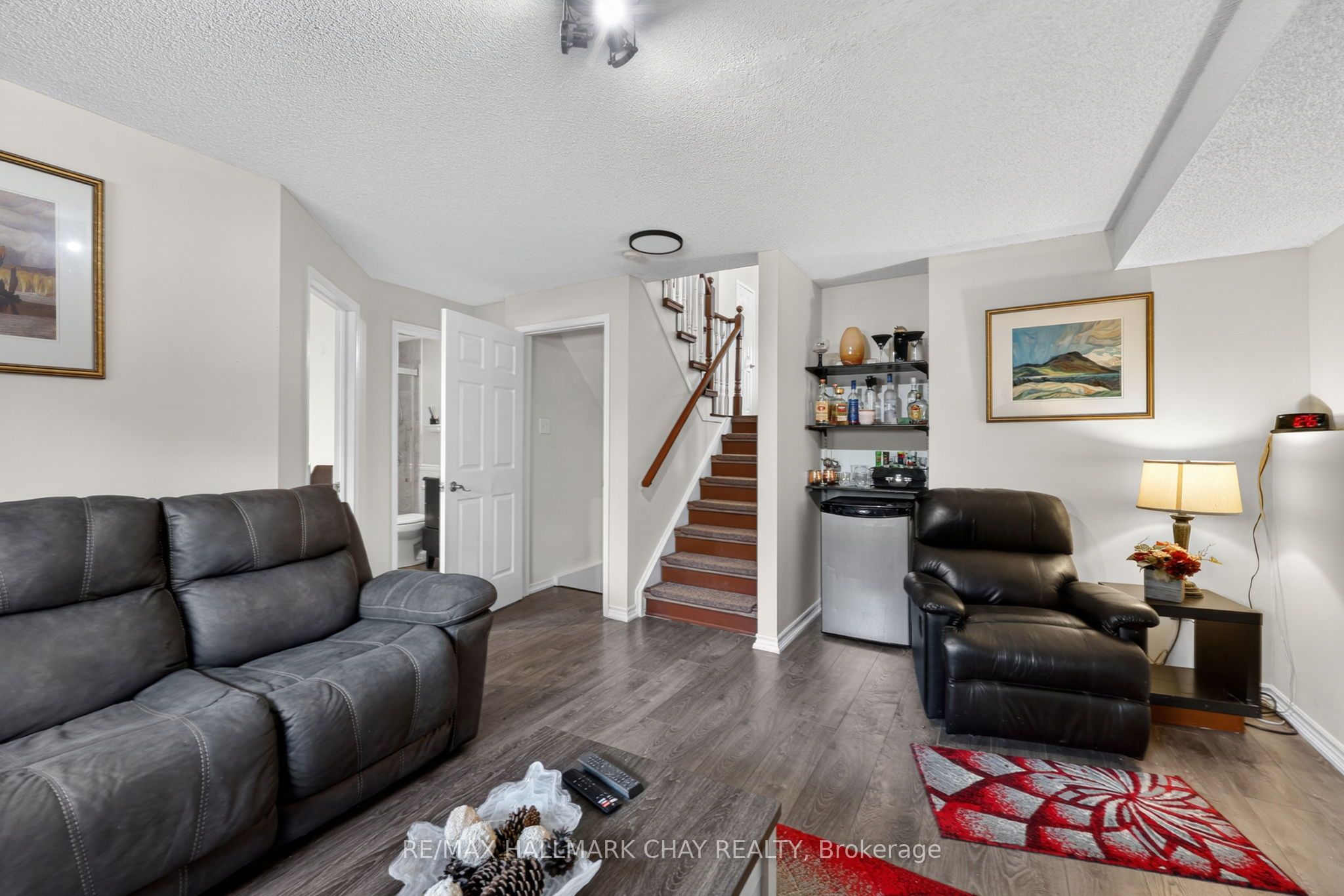Listing 9674 Image