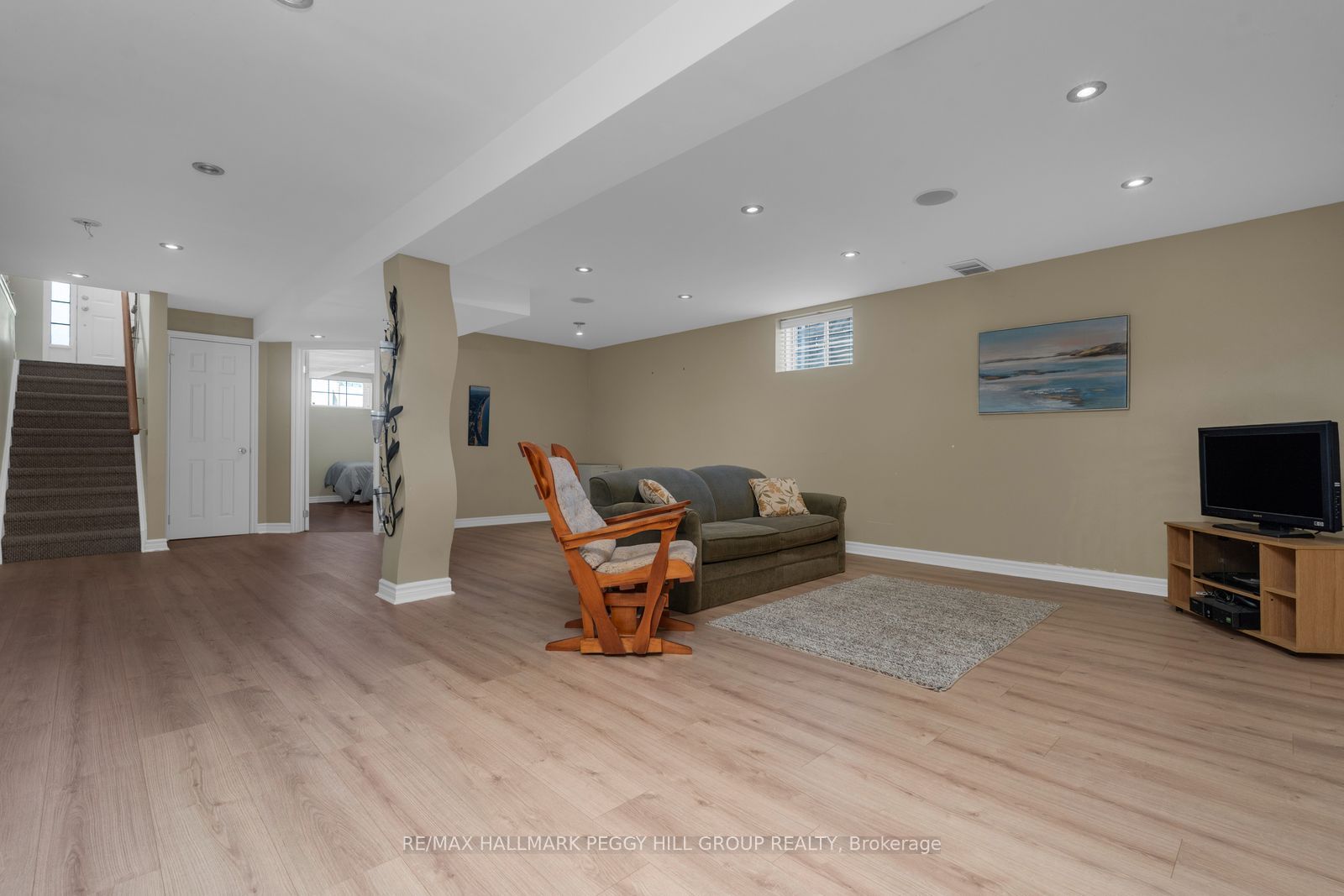 Listing 838 Image
