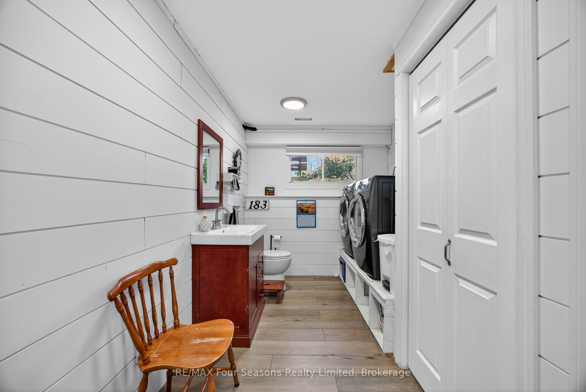 Listing 3824 Image