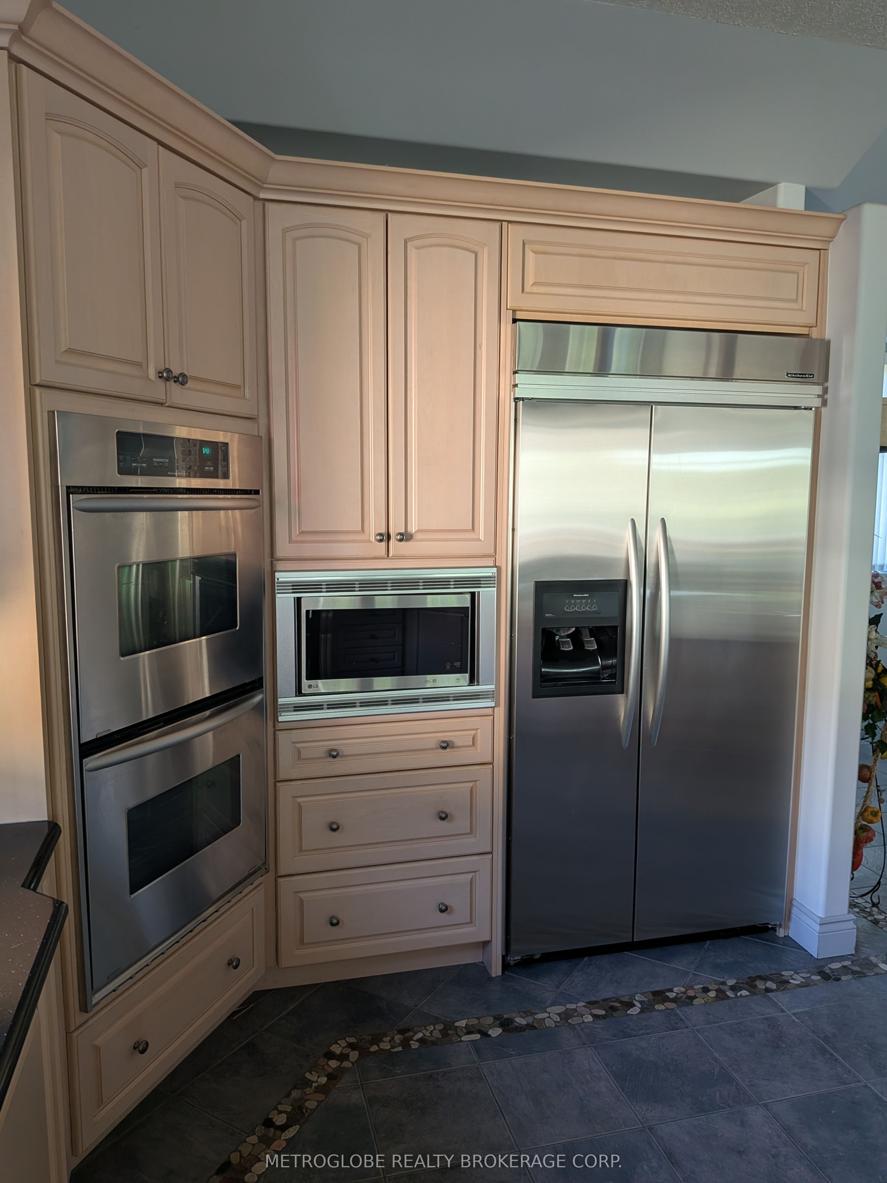 Listing 27038 Image