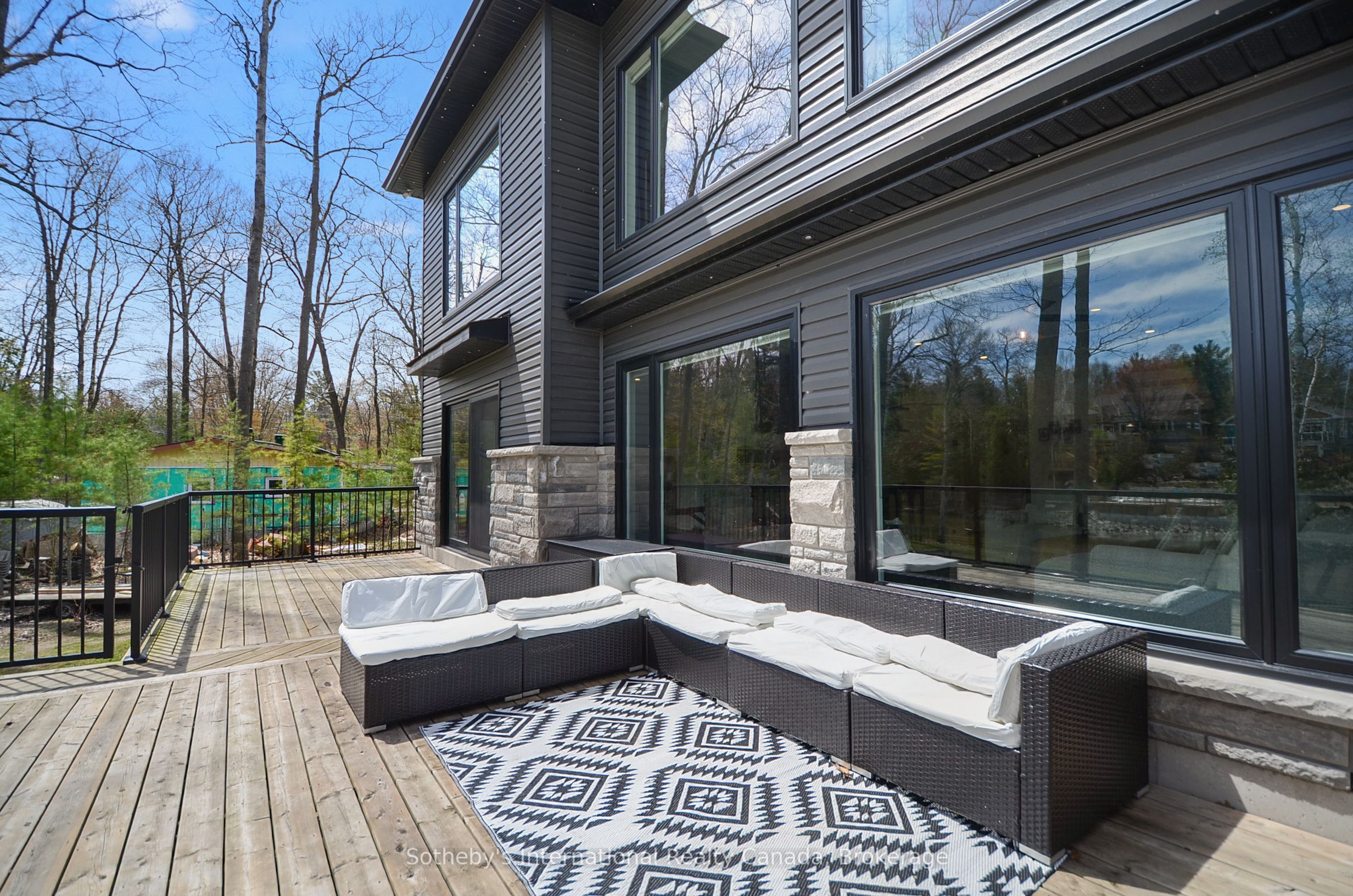 Listing 525 Image