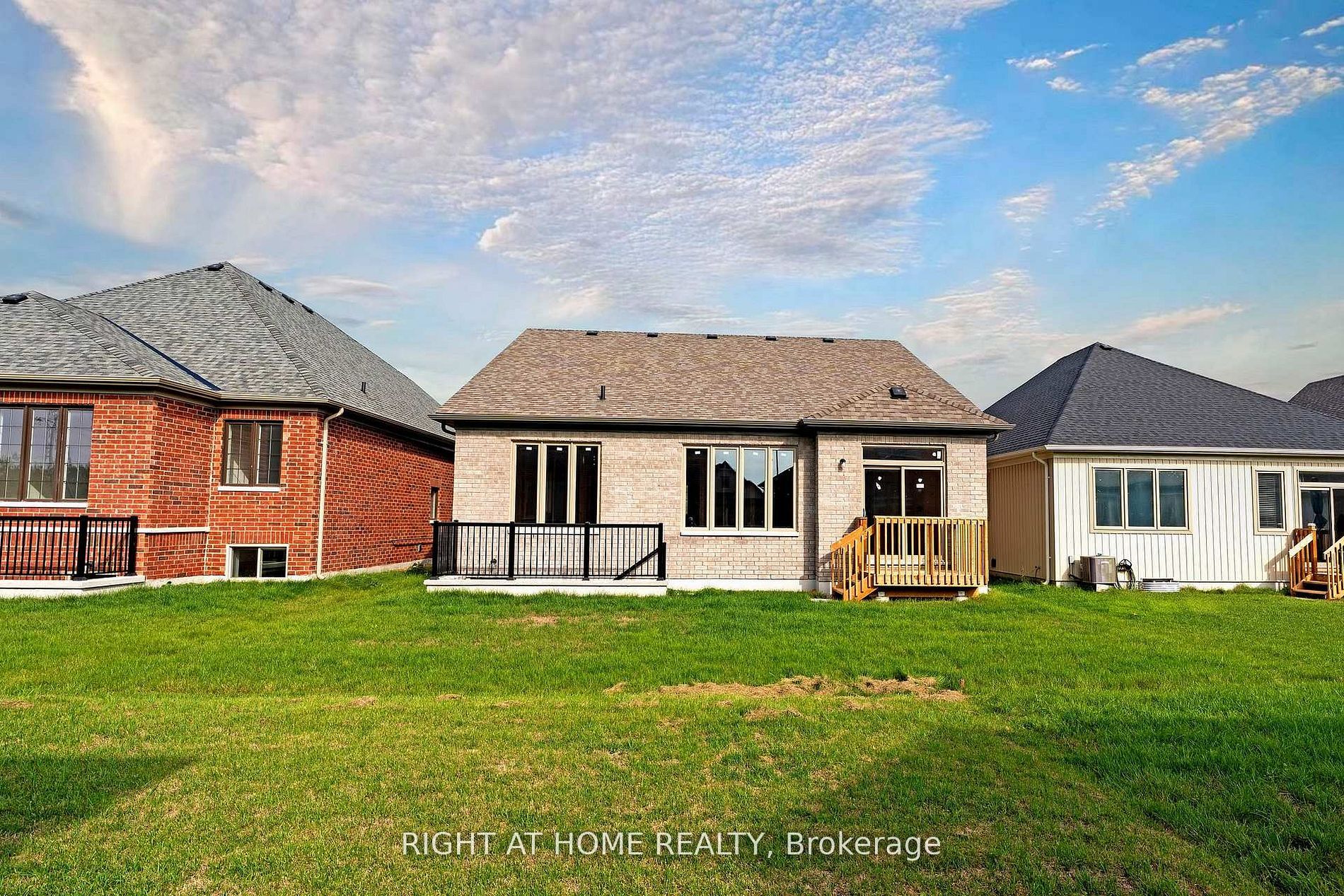 Listing 13605 Image