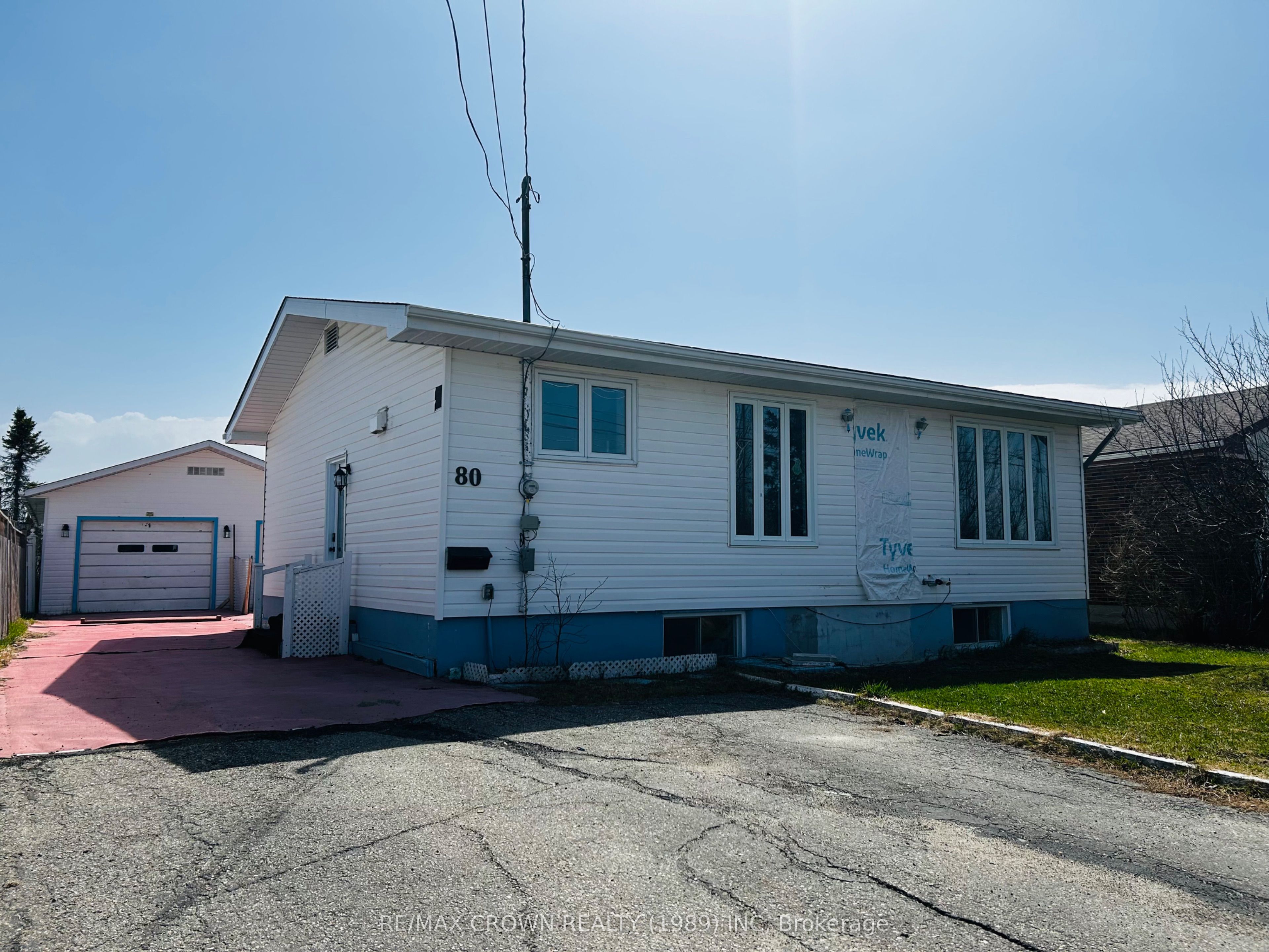 Listing 4012 Image