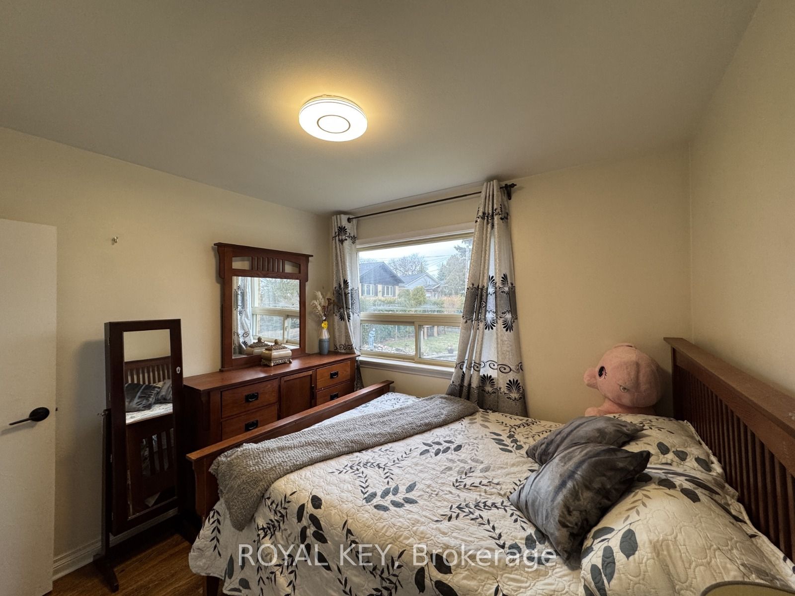 Listing 18227 Image
