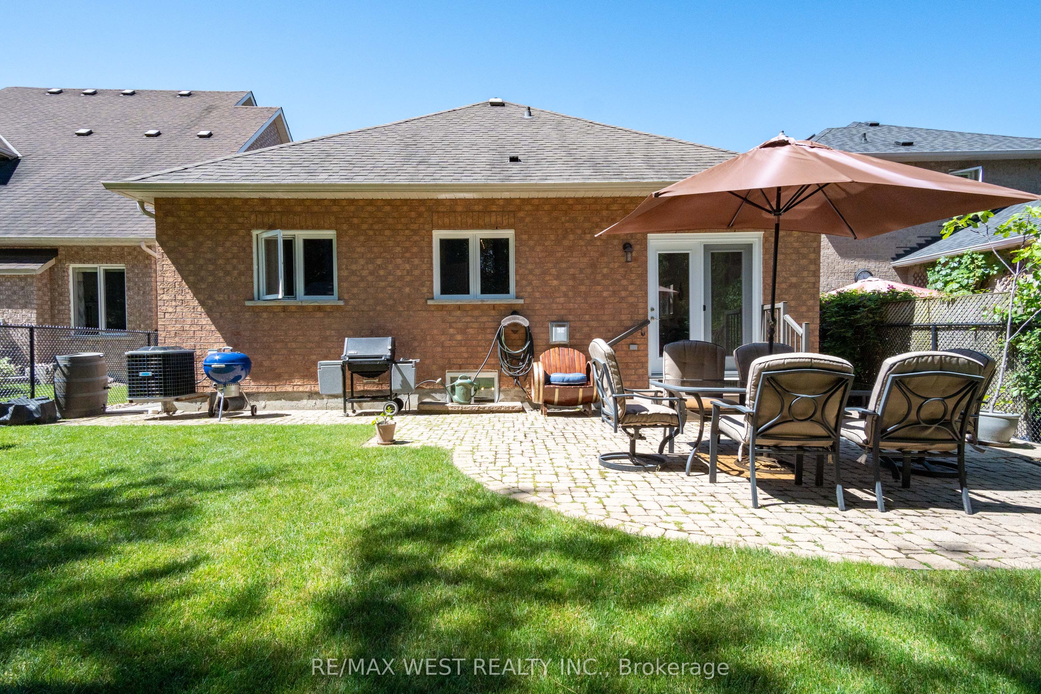 Listing 8116 Image