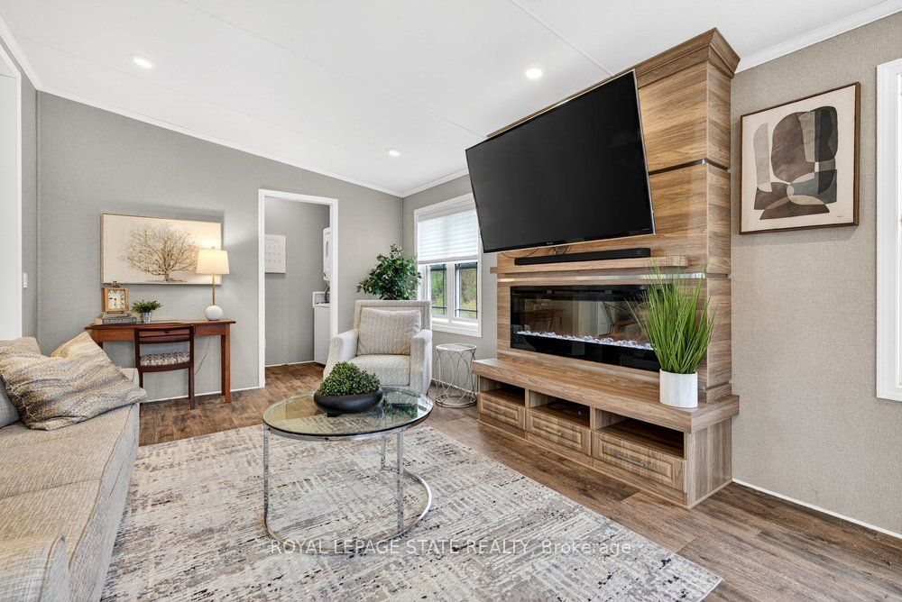 Listing 7238 Image
