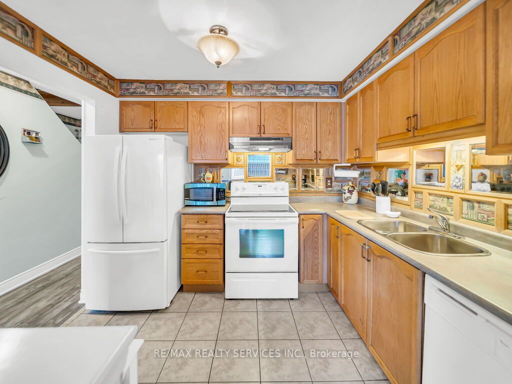 Listing 12978 Image