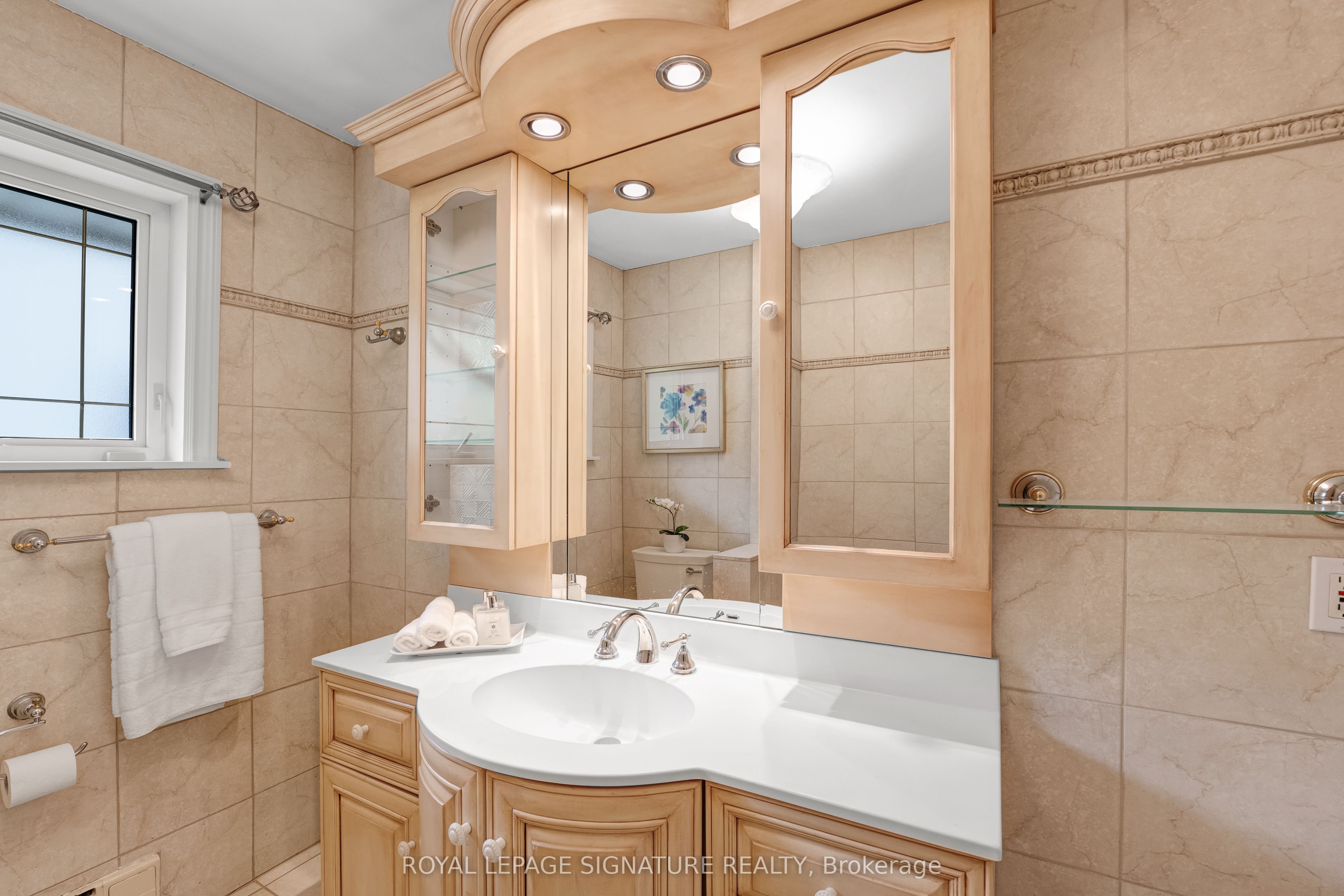 Listing 9722 Image