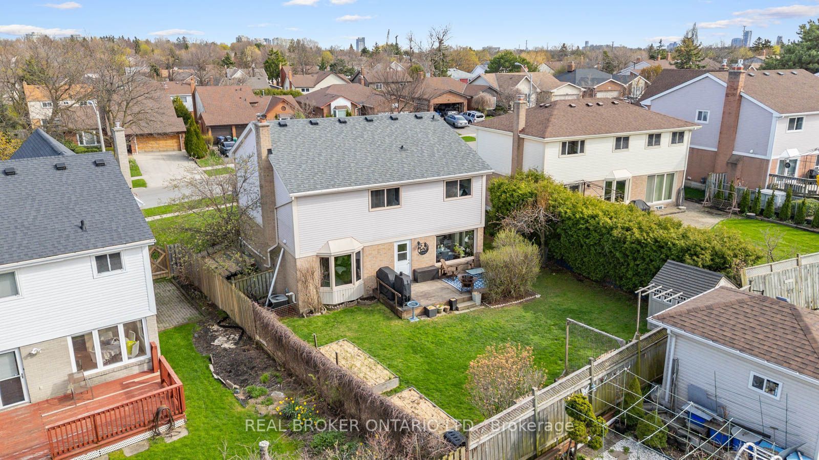 Listing 8844 Image