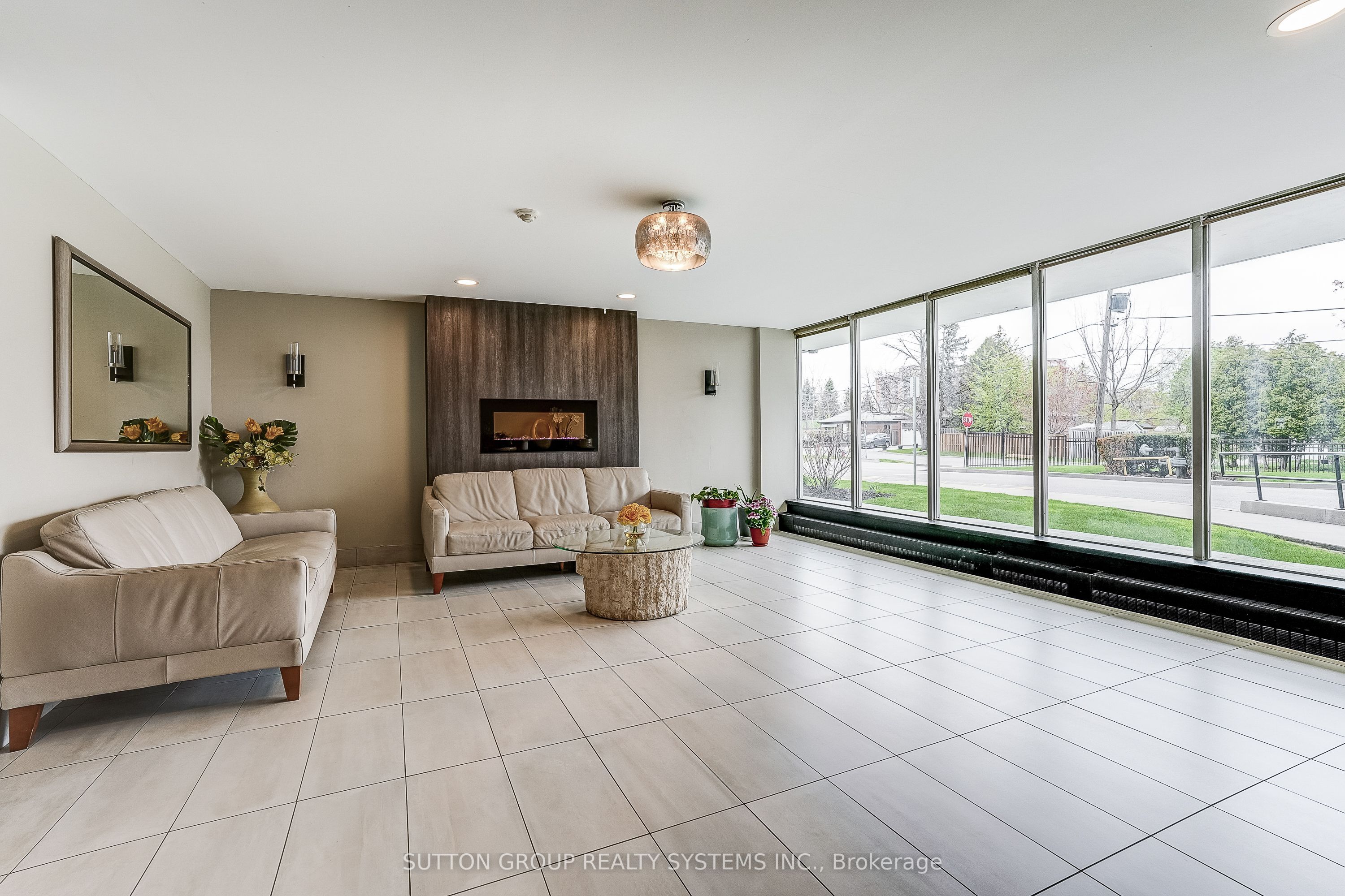 Listing 6949 Image