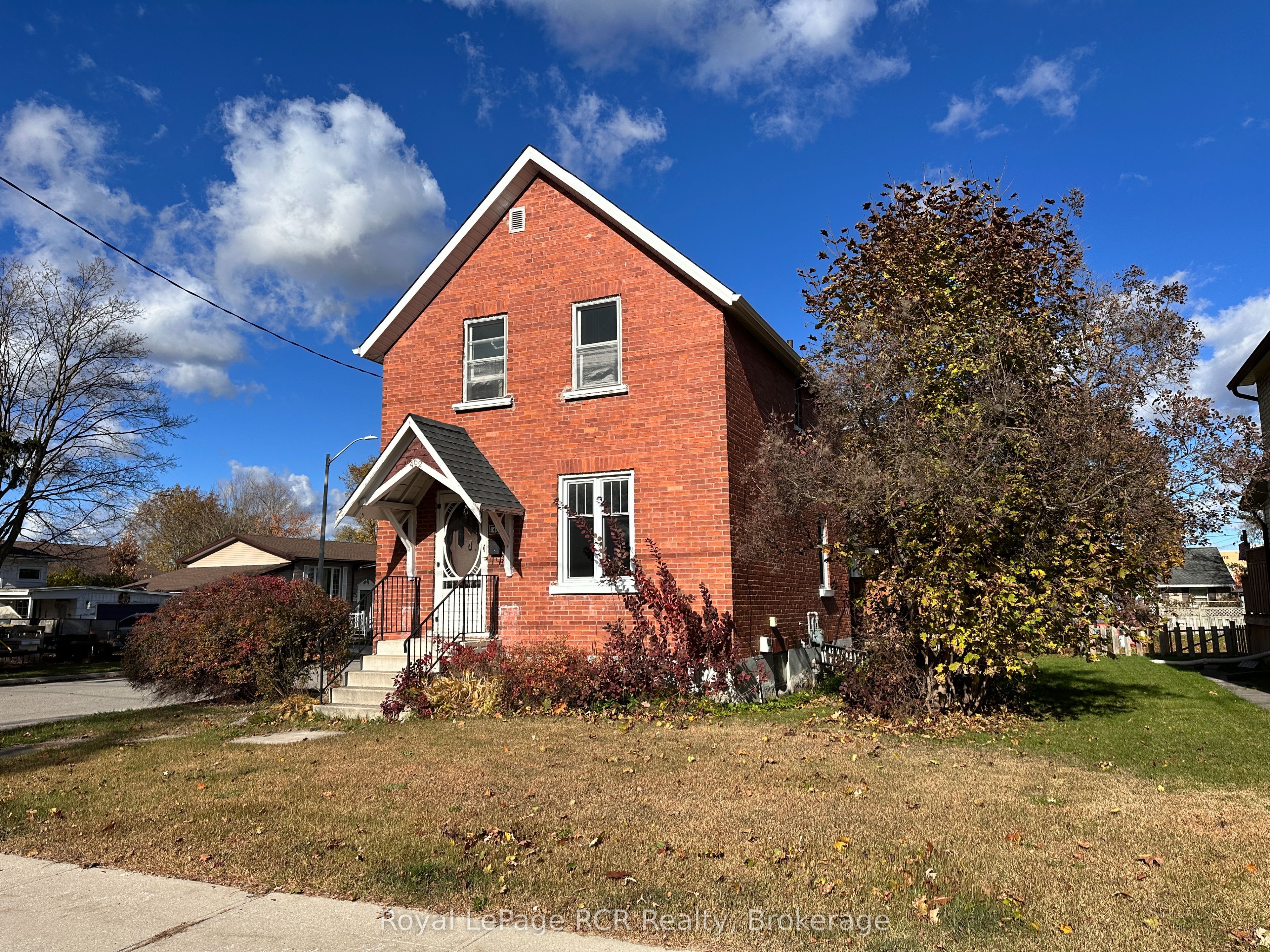 Listing 8824 Image