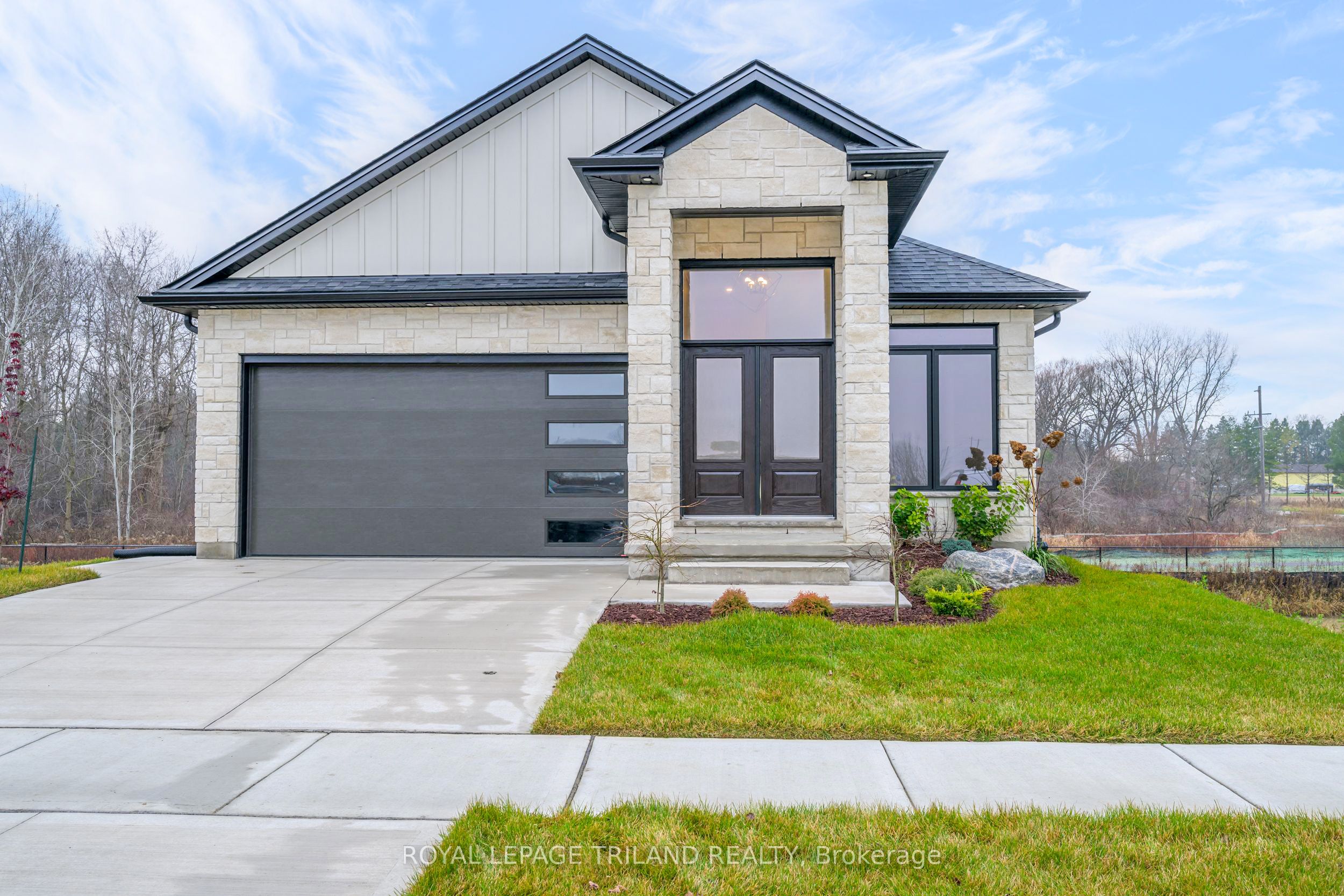 Listing 14204 Image