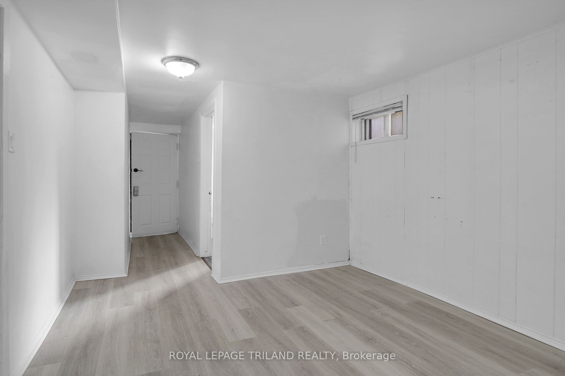Listing 9543 Image