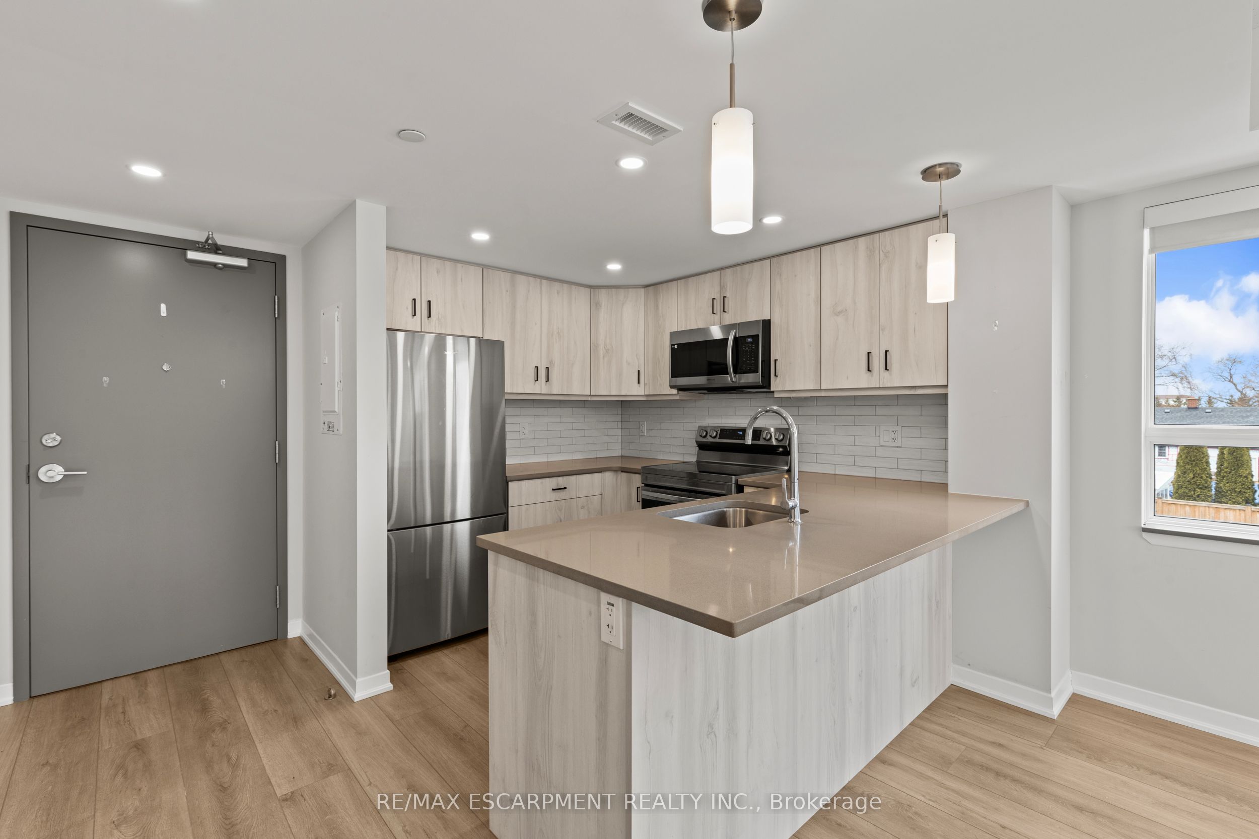 Listing 24991 Image