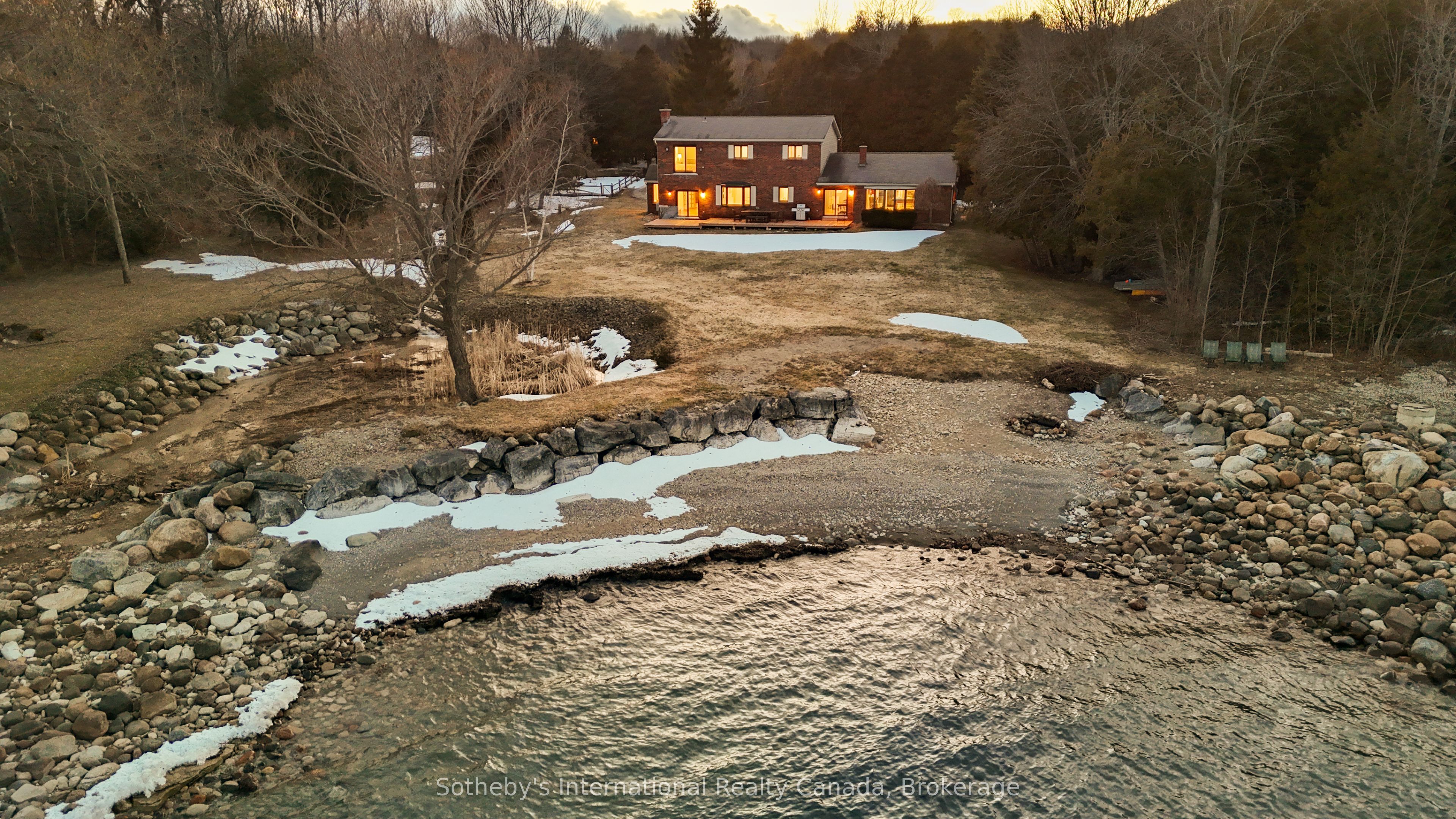 Listing 2412 Image