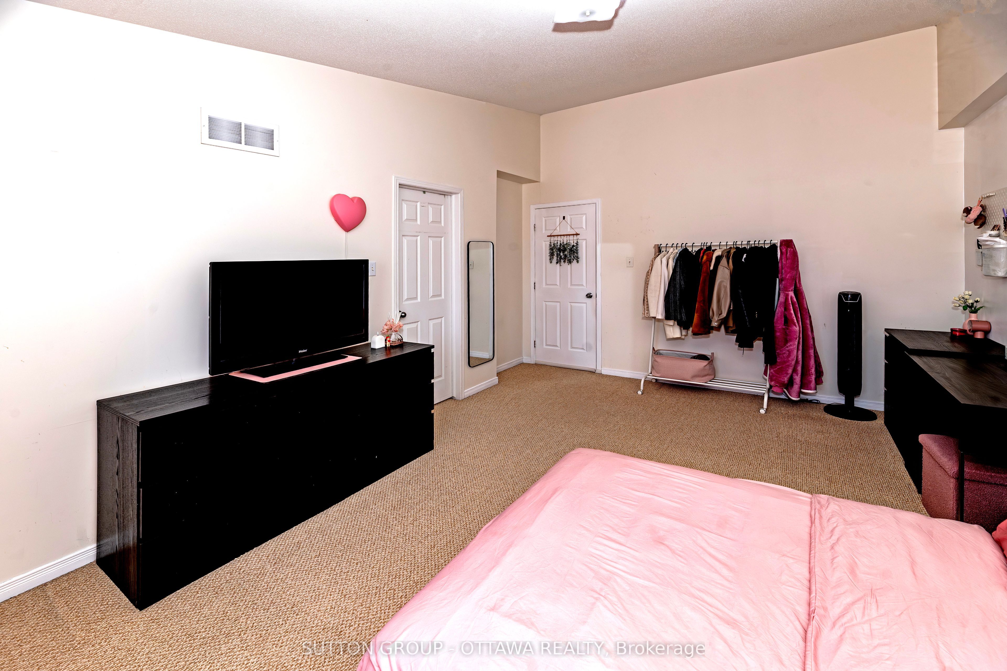 Listing 29520 Image