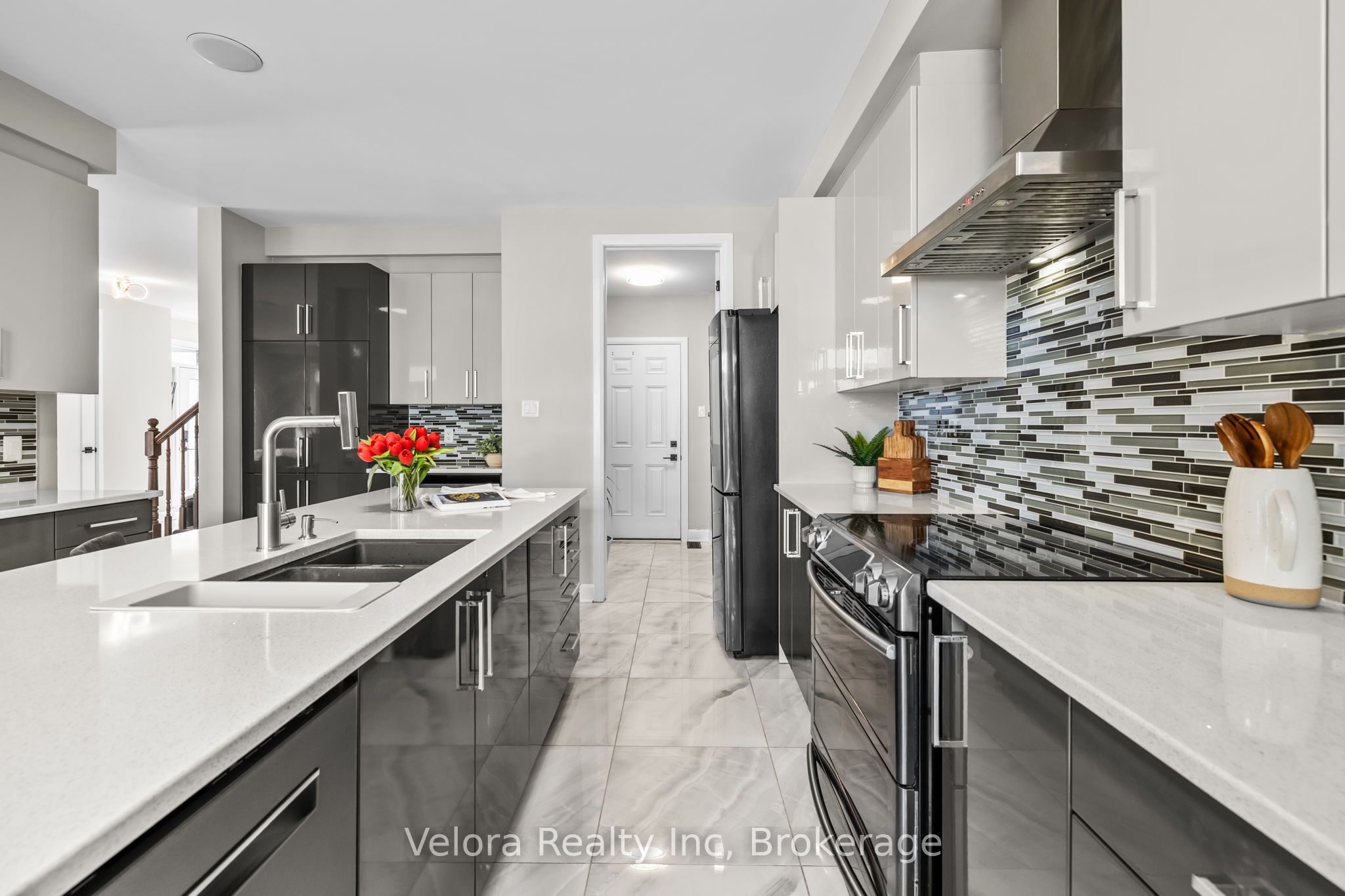 Listing 18706 Image