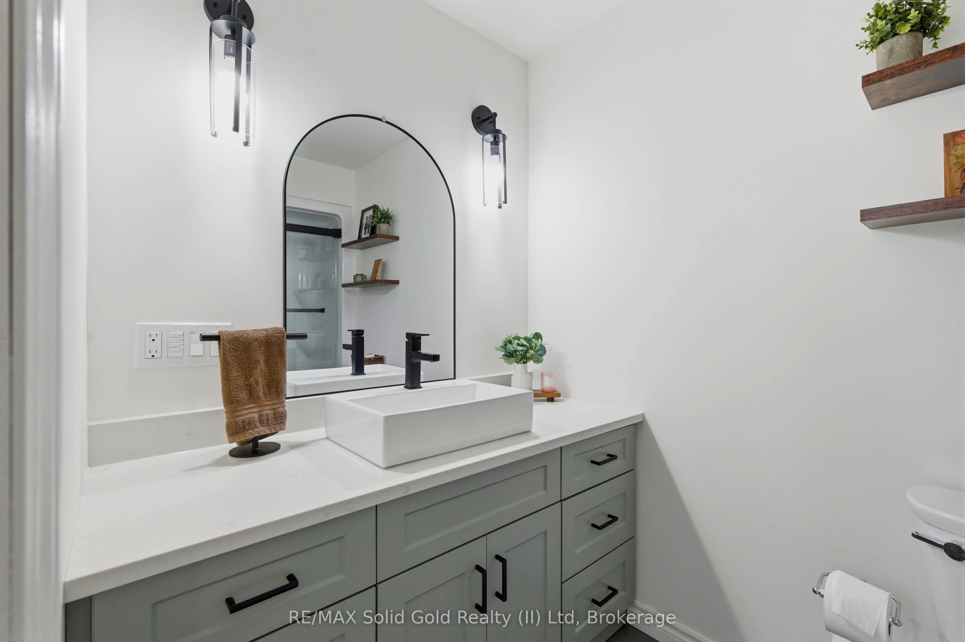 Listing 13392 Image