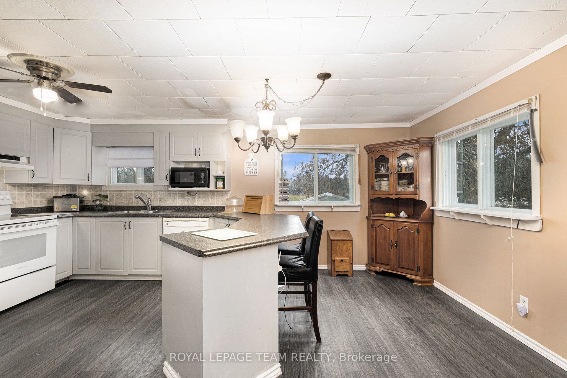Listing 12426 Image