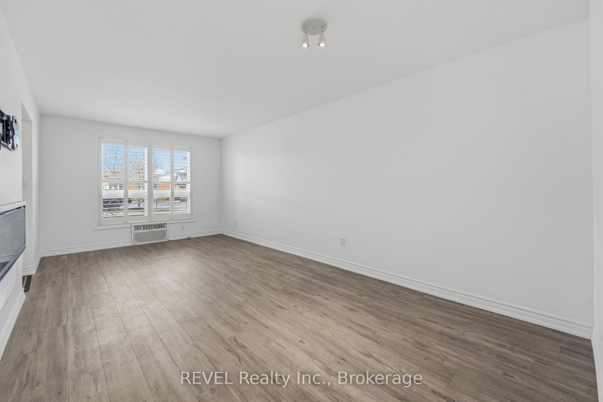 Listing 29511 Image