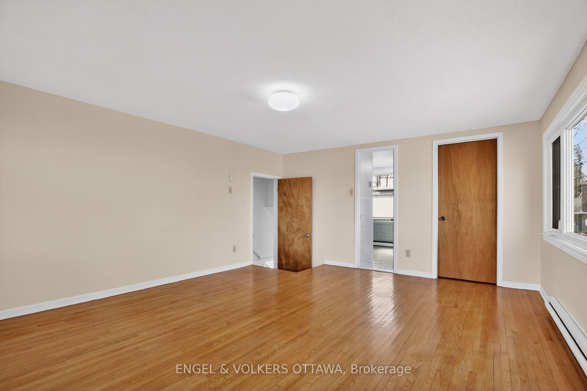 Listing 24166 Image