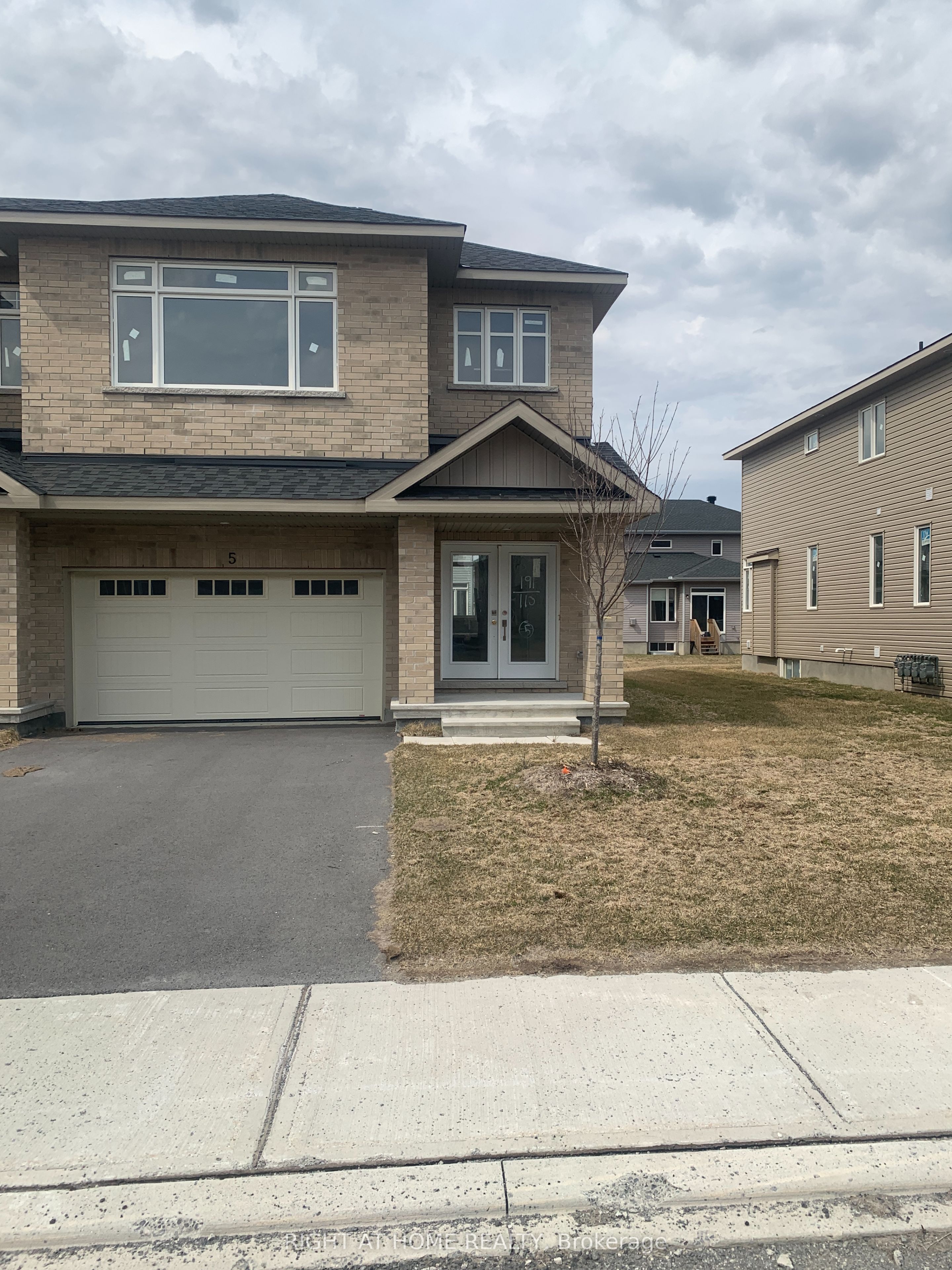 Listing 4587 Image