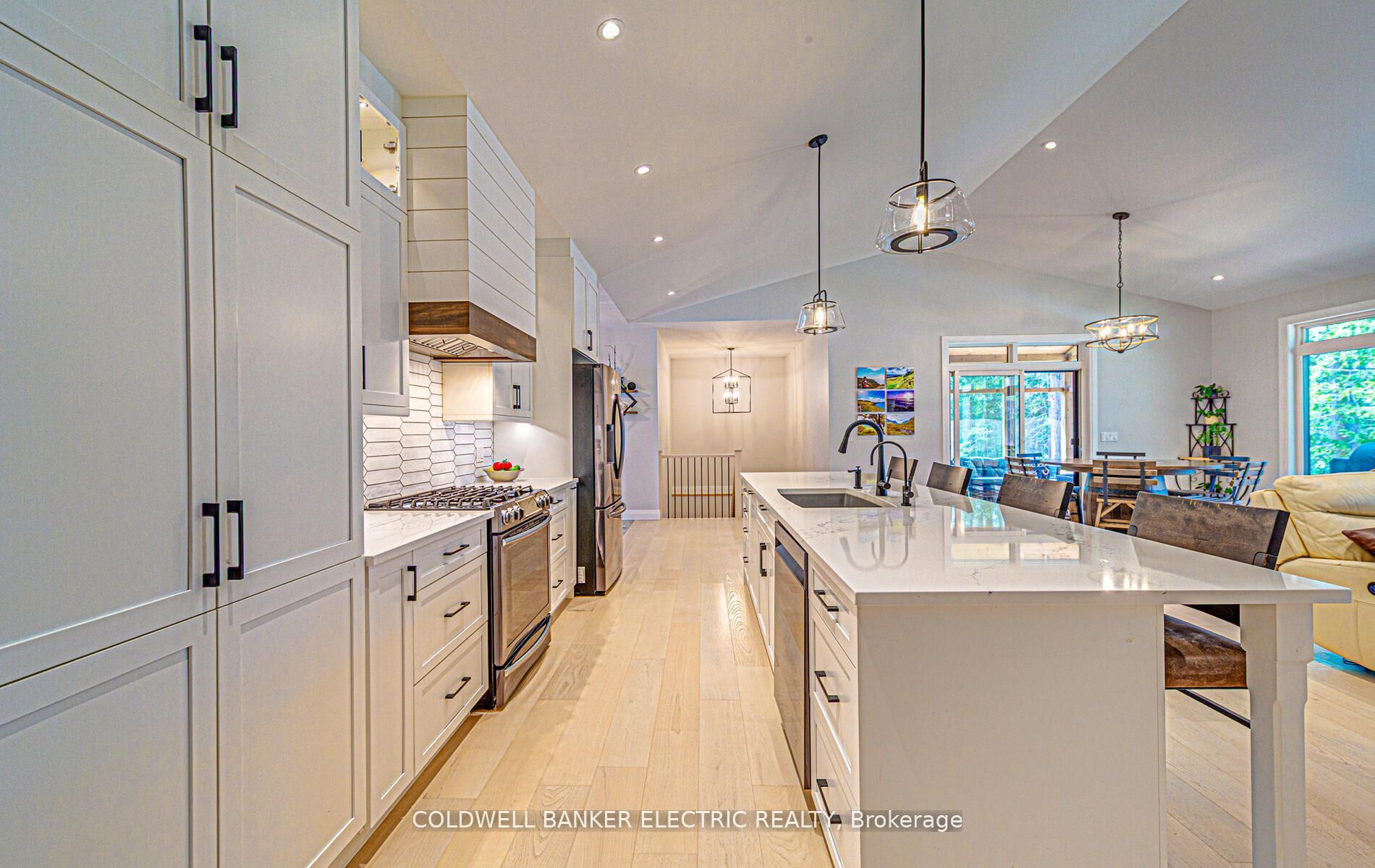 Listing 6424 Image