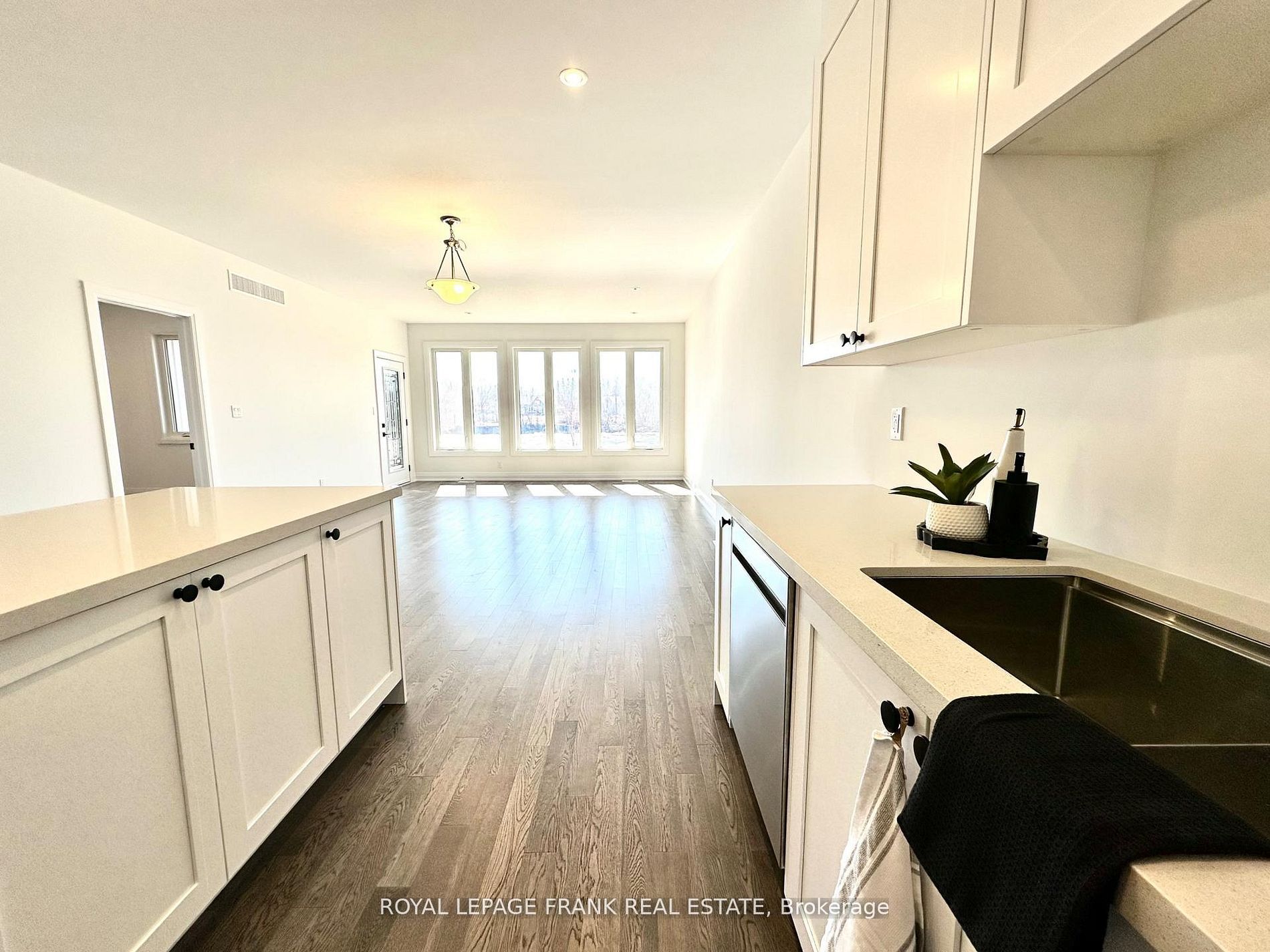 Listing 9903 Image