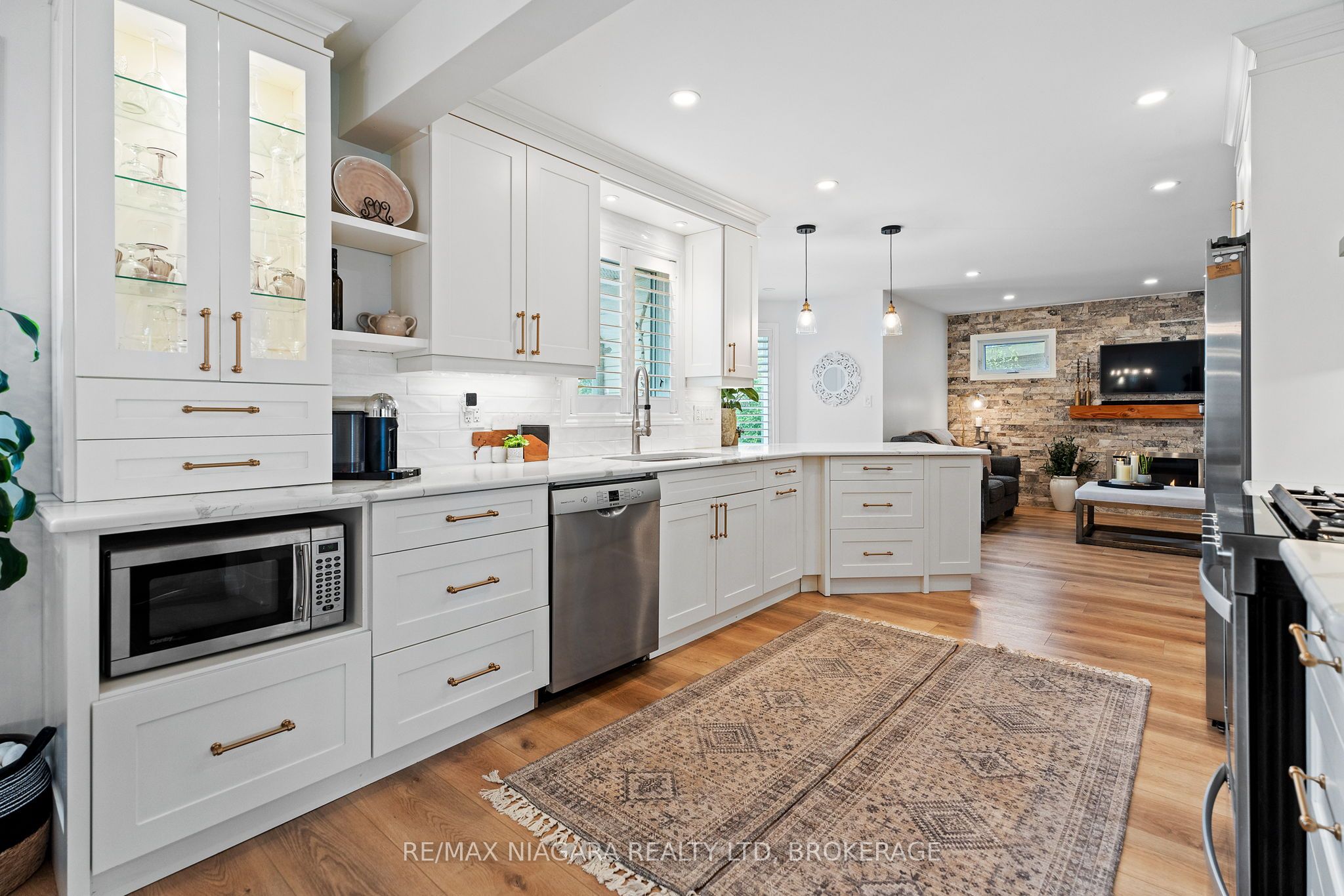 Listing 15221 Image
