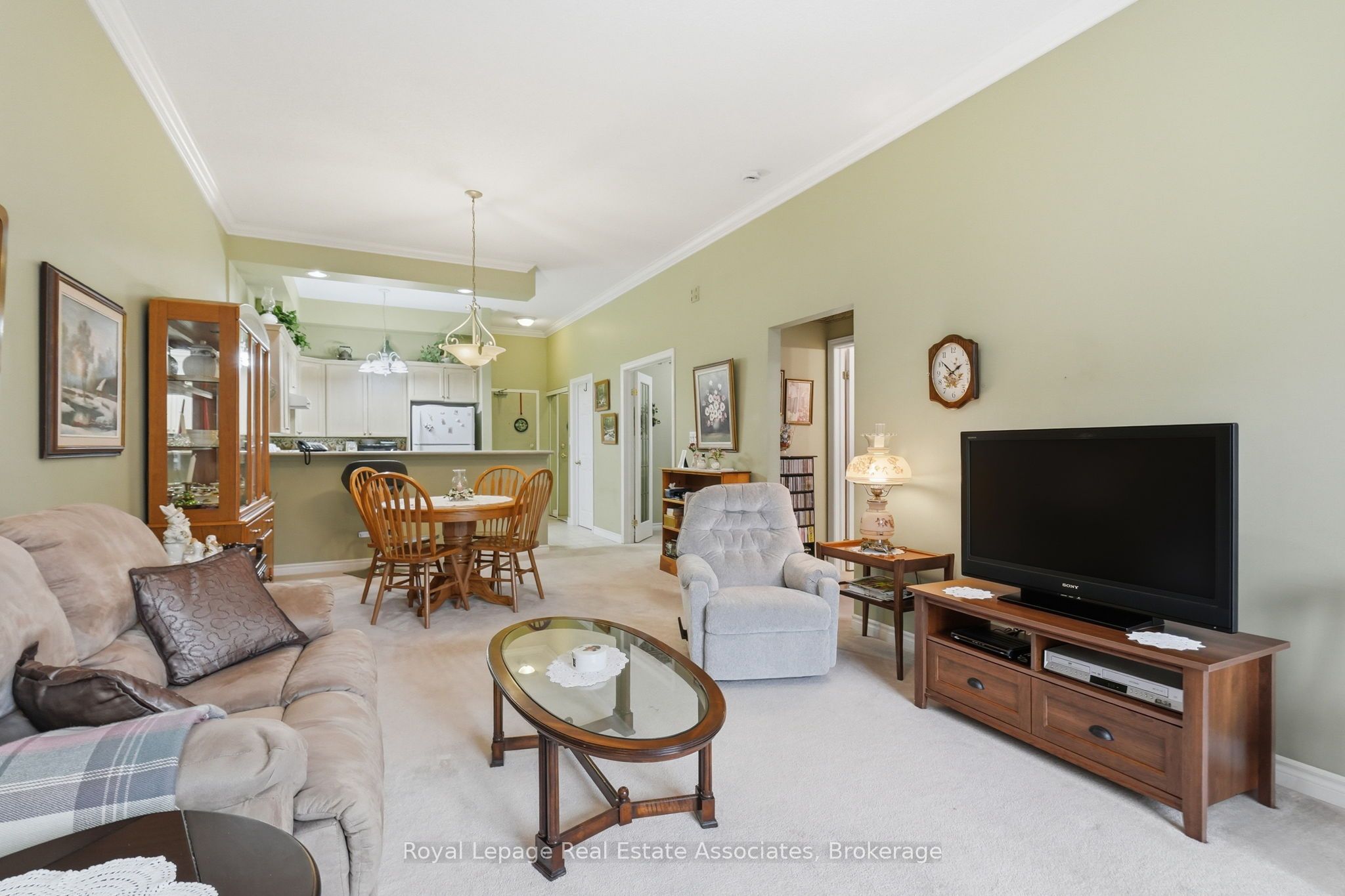 Listing 7426 Image