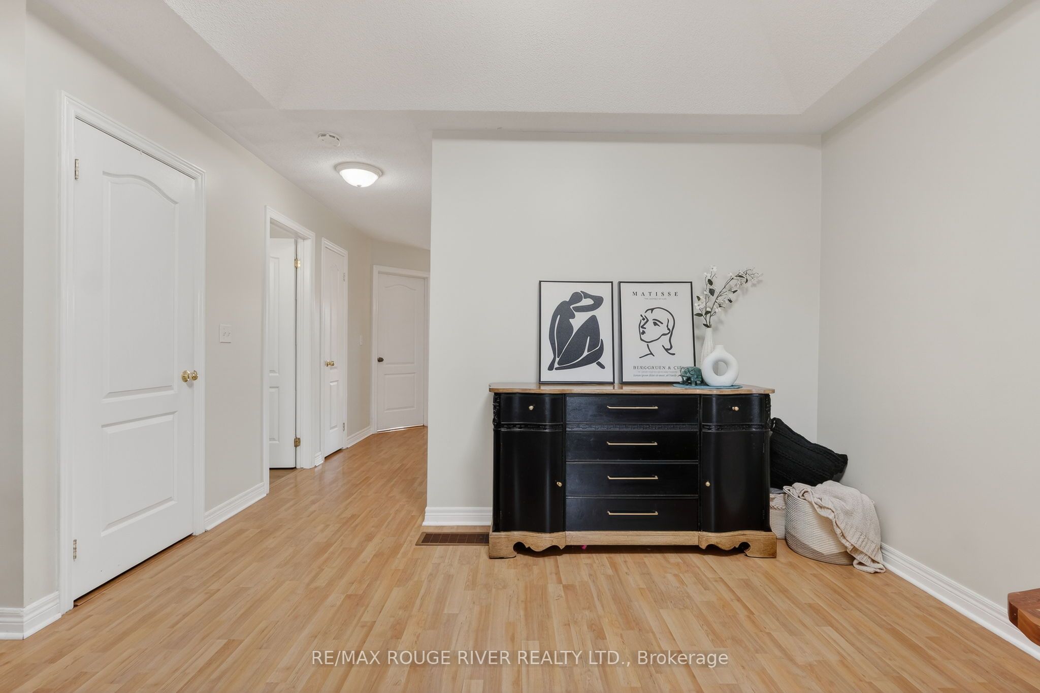 Listing 23515 Image