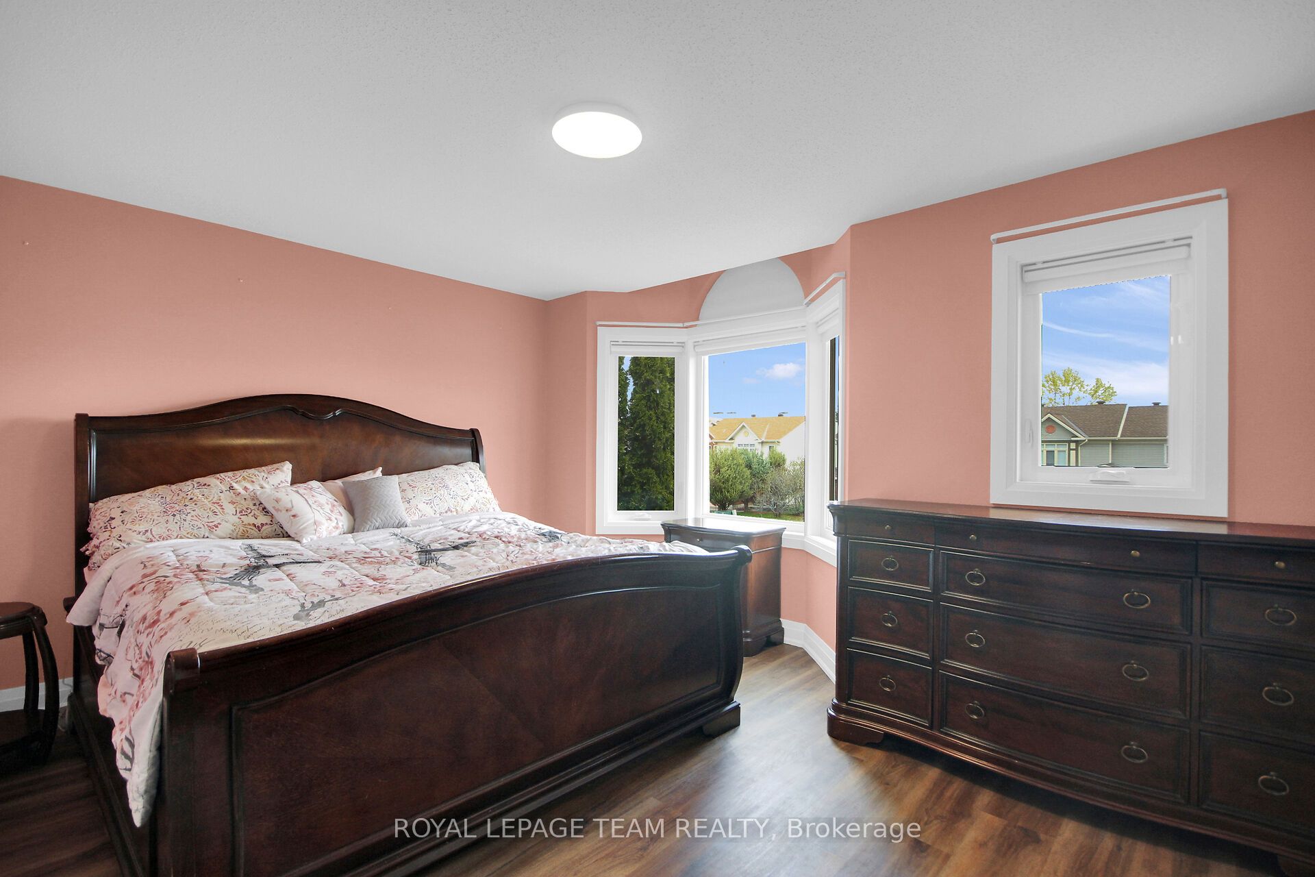 Listing 12532 Image