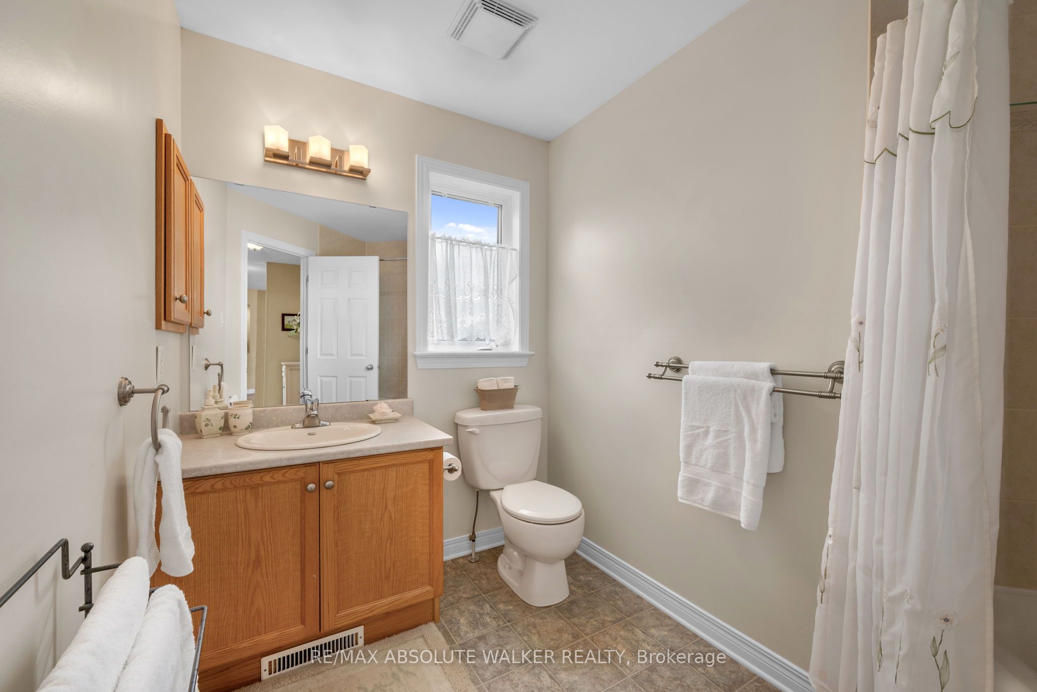 Listing 18077 Image
