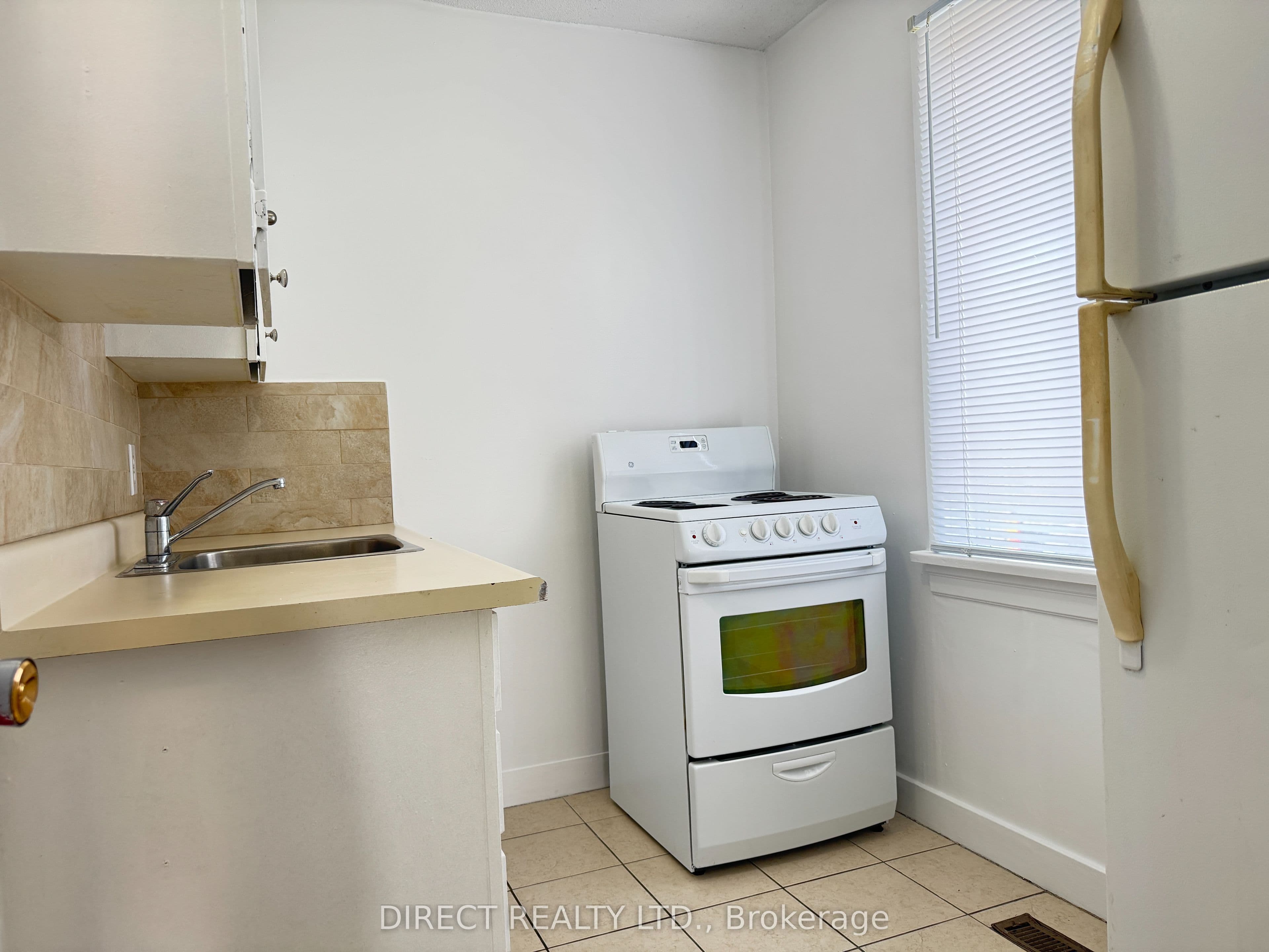 Listing 7045 Image