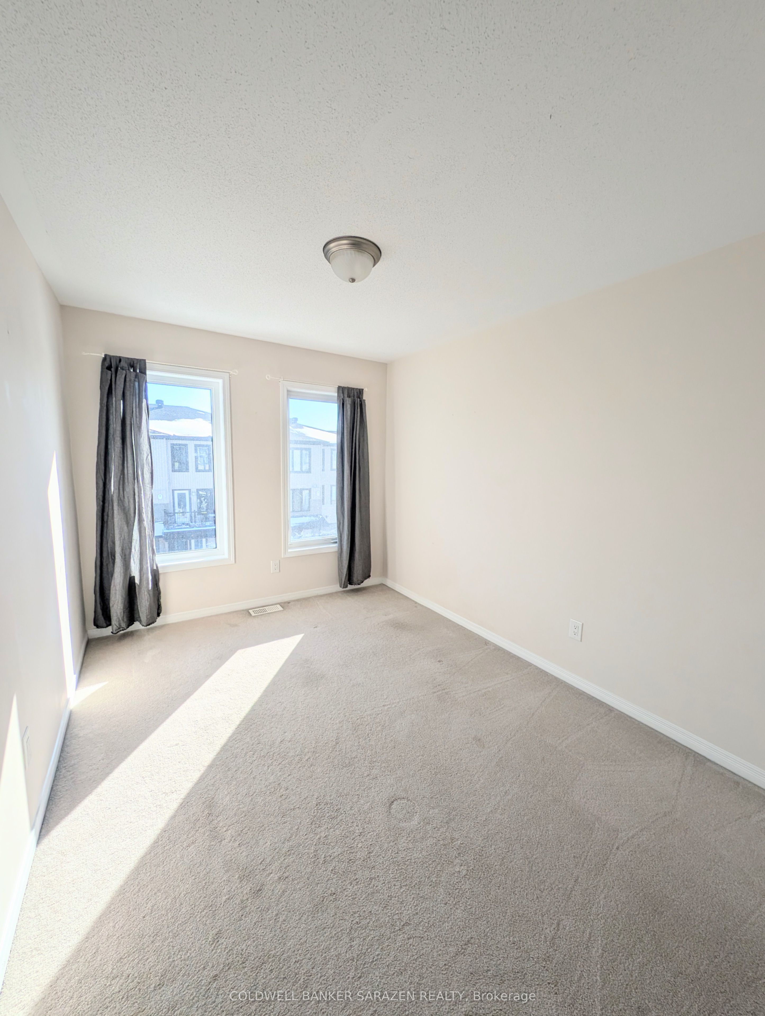 Listing 11076 Image