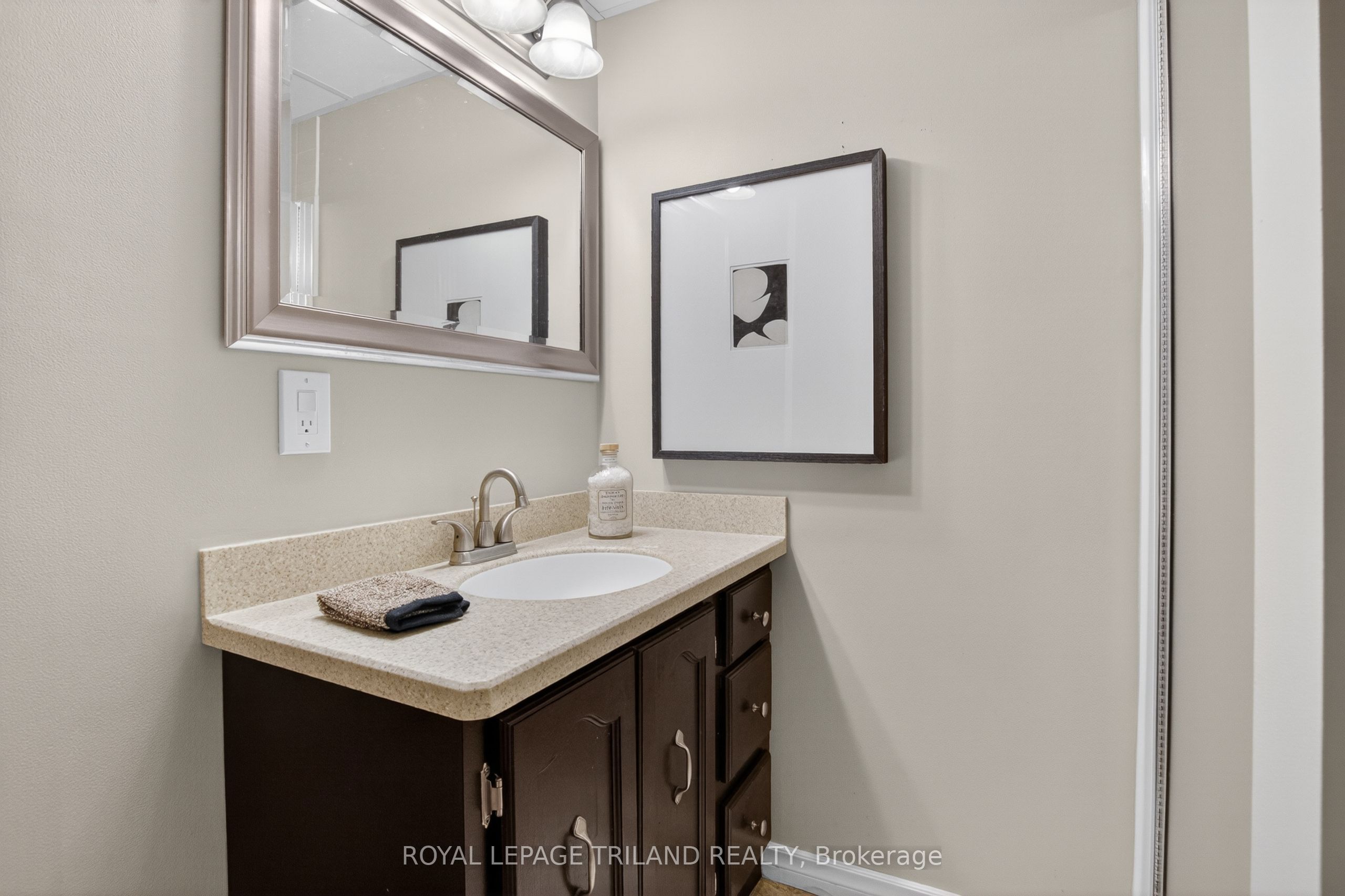 Listing 2612 Image