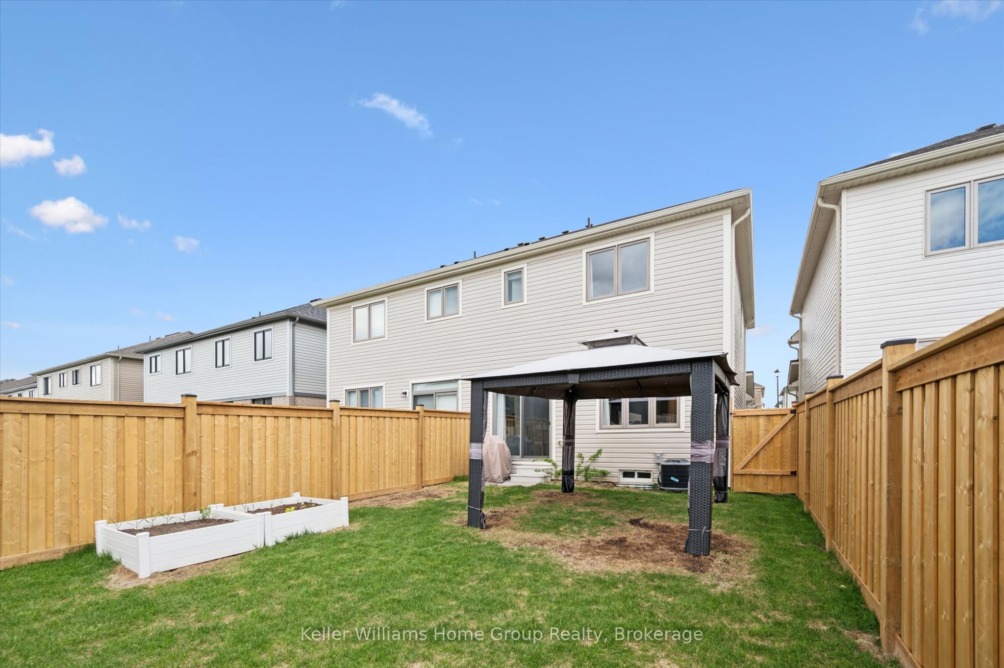 Listing 9438 Image