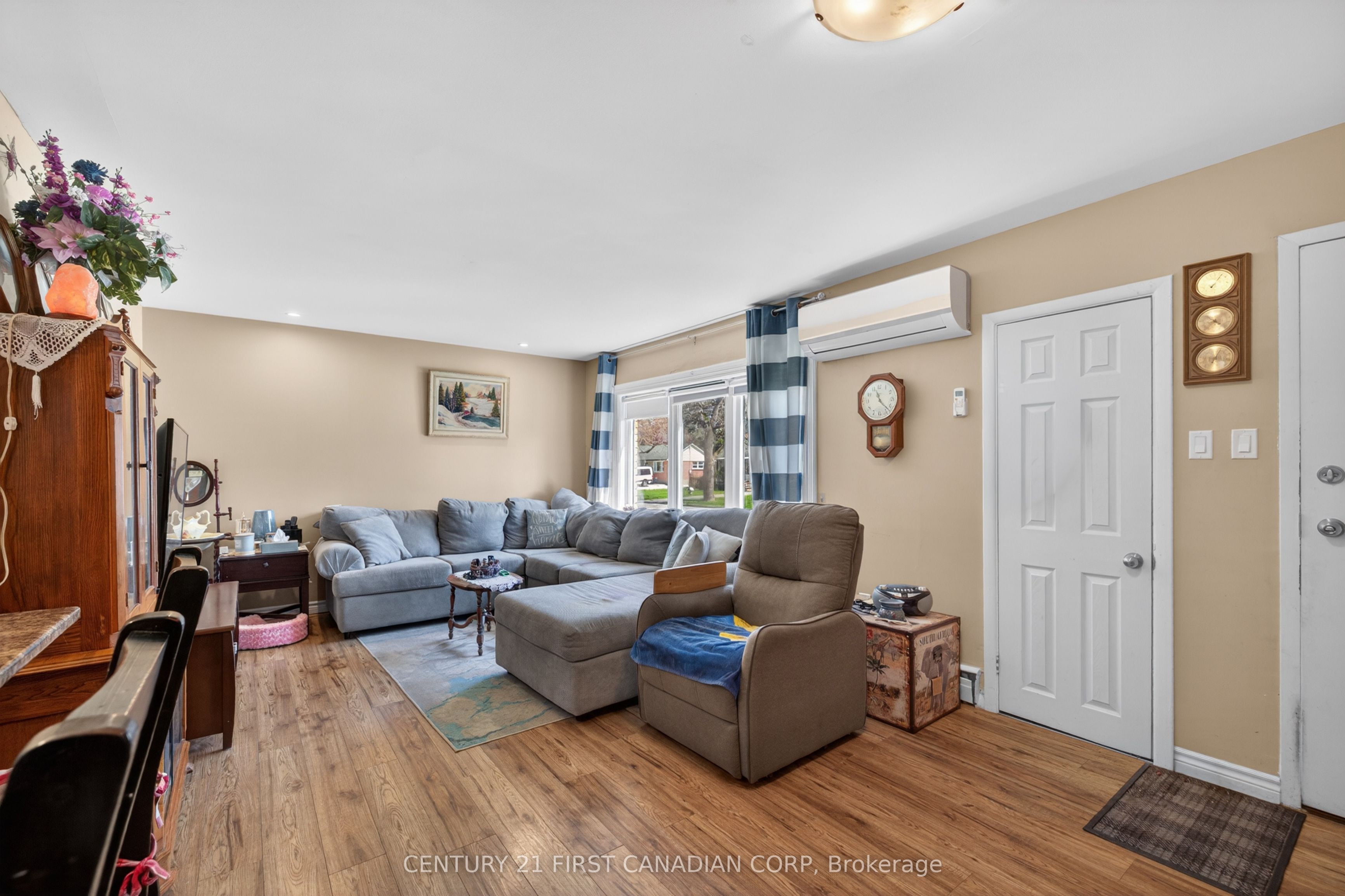 Listing 28049 Image