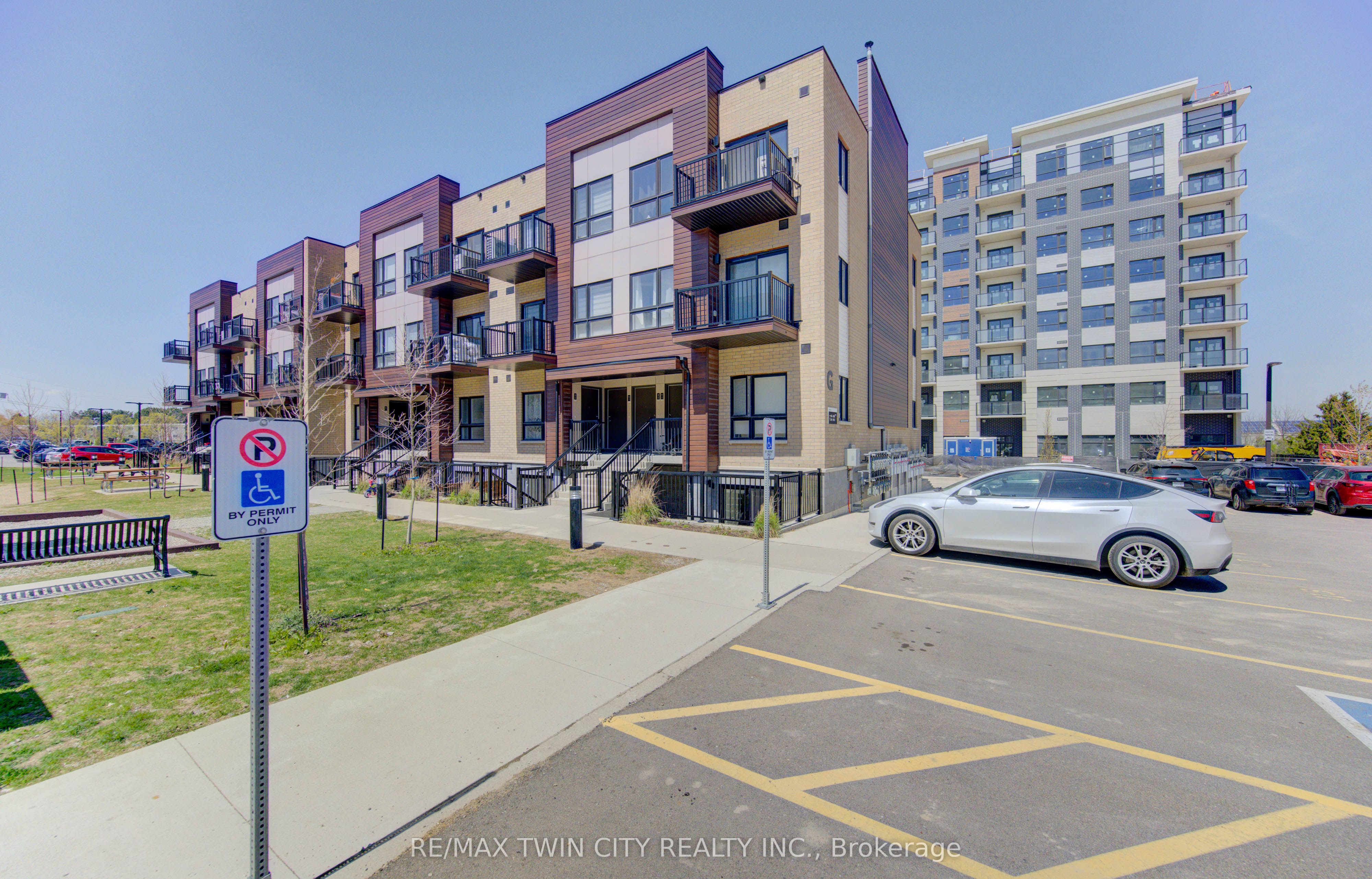 Listing 7127 Image